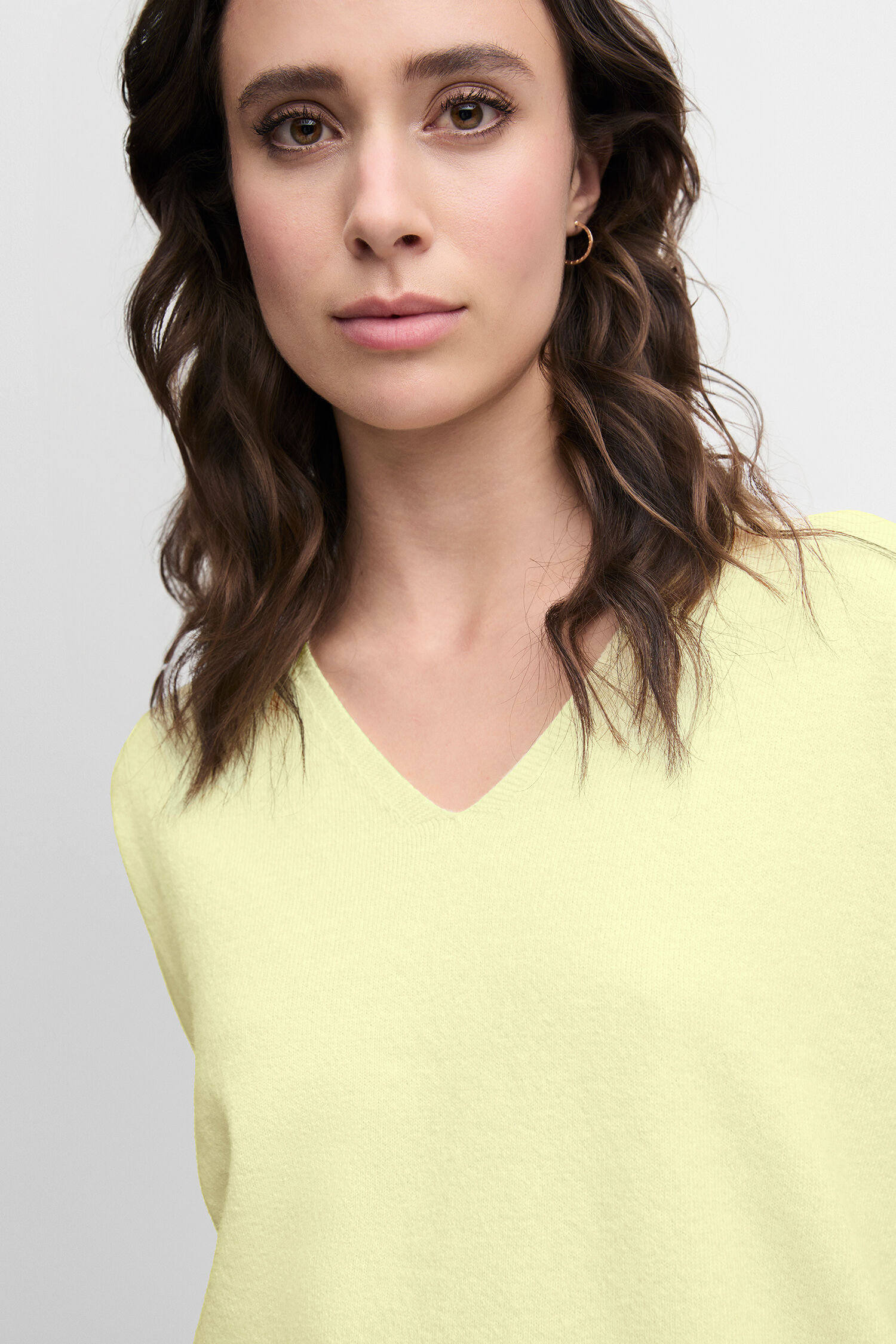 T-shirt, Bluse, Person, Jeans, Gesicht