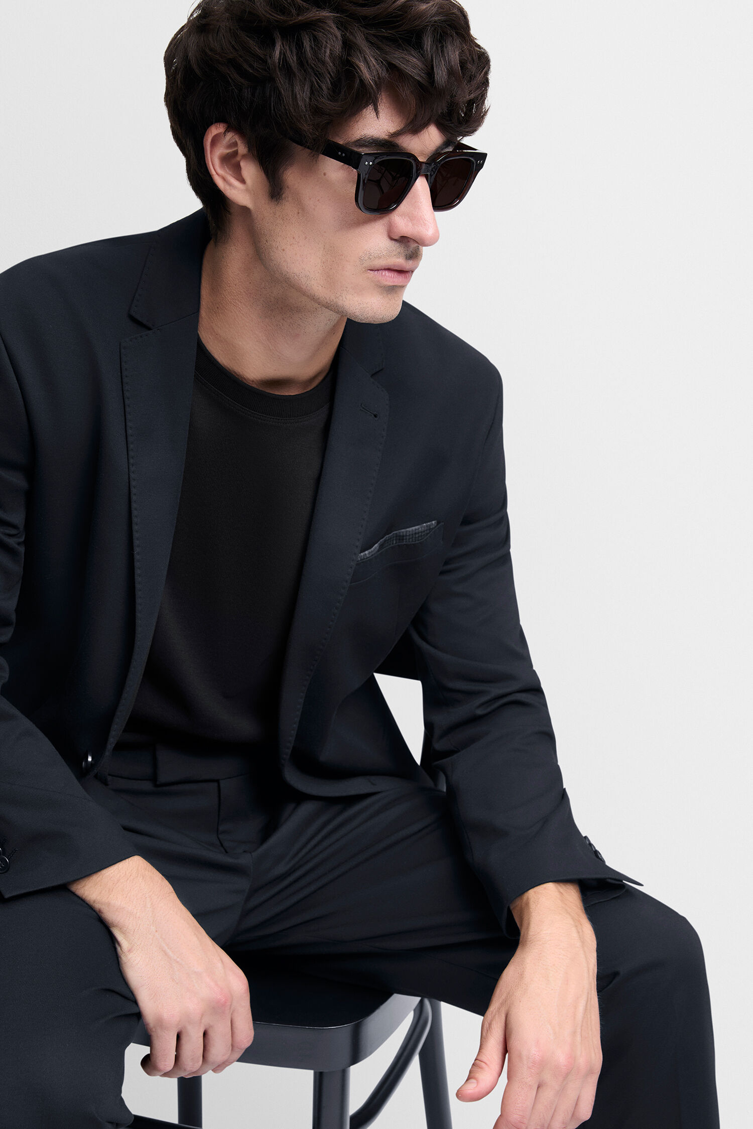 Formelle Kleidung, Anzug, Mantel, Sonnenbrille, Blazer