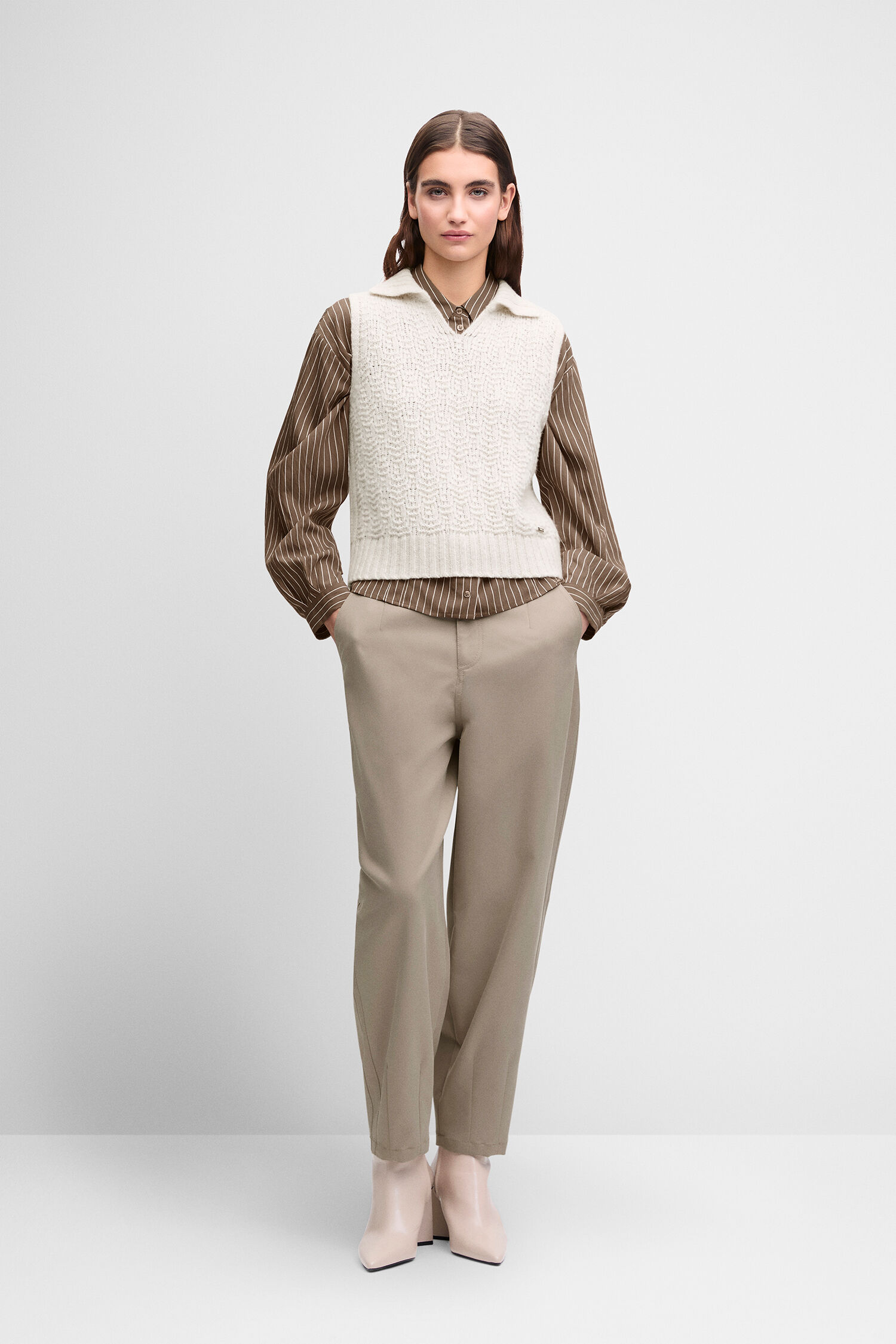 Weste, Strickweste, Schaalalt, Kragenlos, Schichtlook