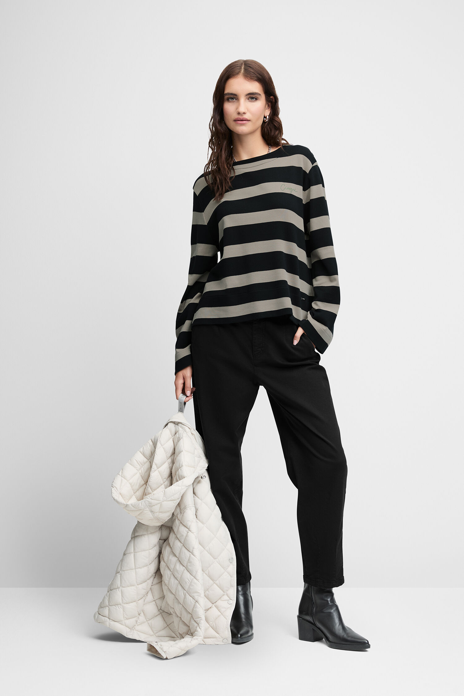 Langarm, Ärmel, Hosen, Handtasche, Person