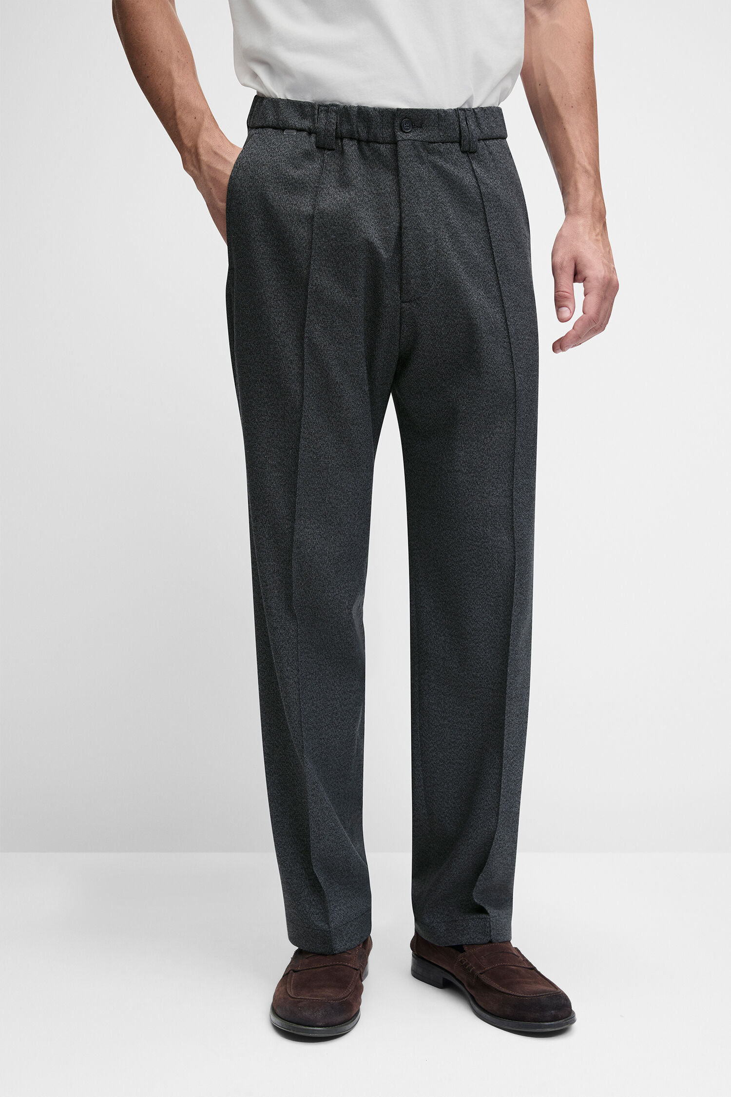Anzug, Dunkelgrau, Jackett, Hose, T-Shirt