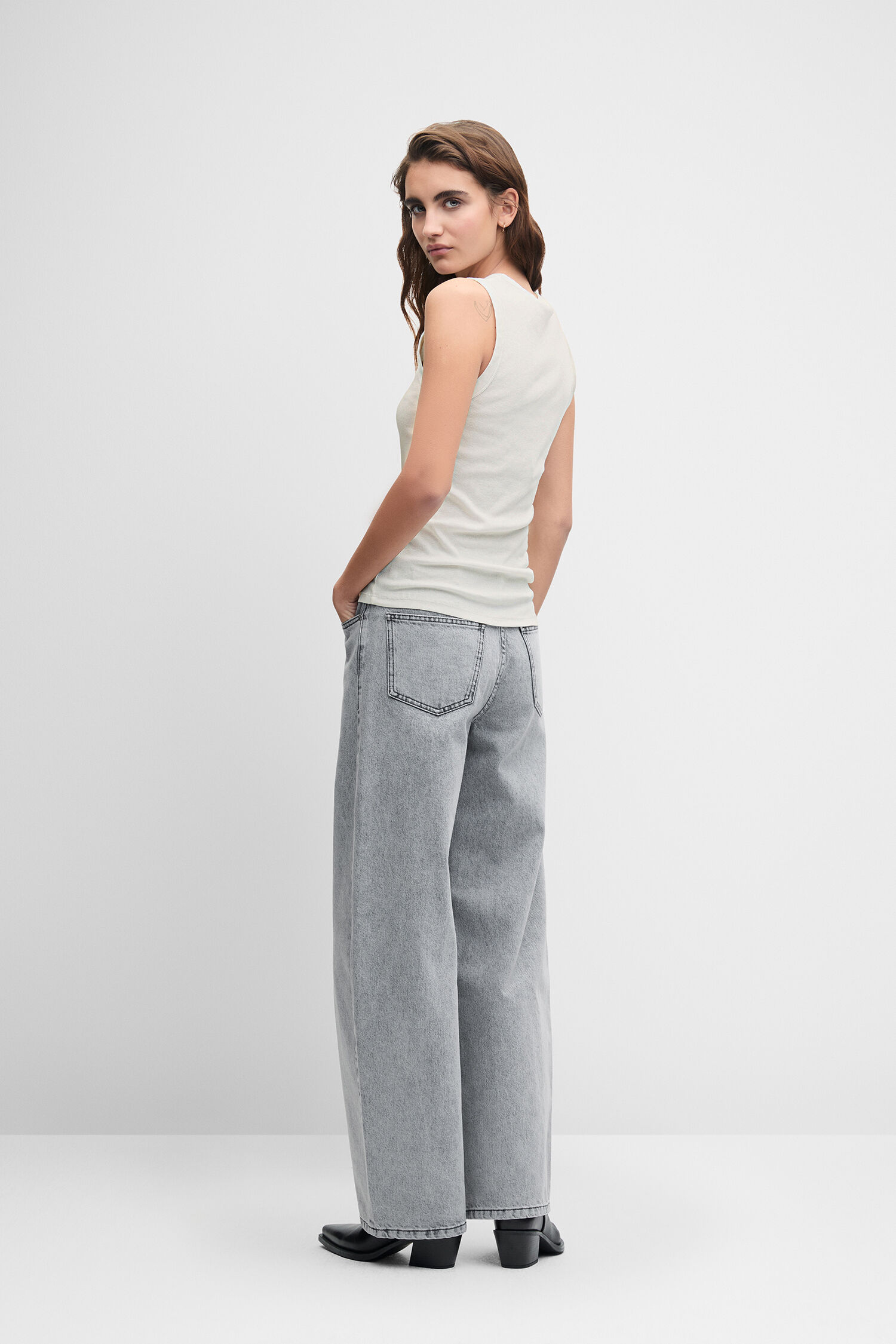 Tanktop, Weiß, Jeans, High-Waisted?, Weite Hose