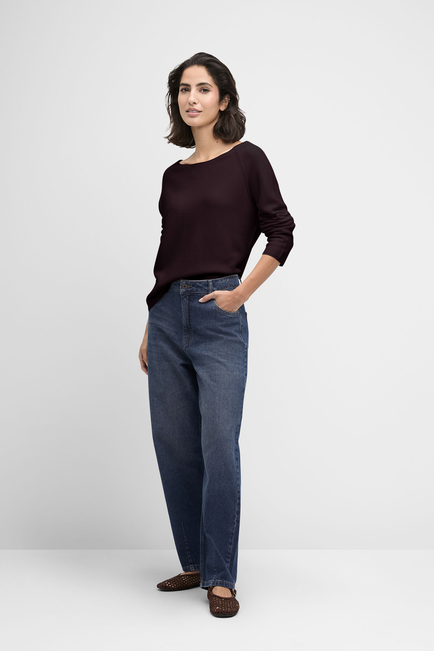Hosen, Langarm, Jeans, Person, Frau
