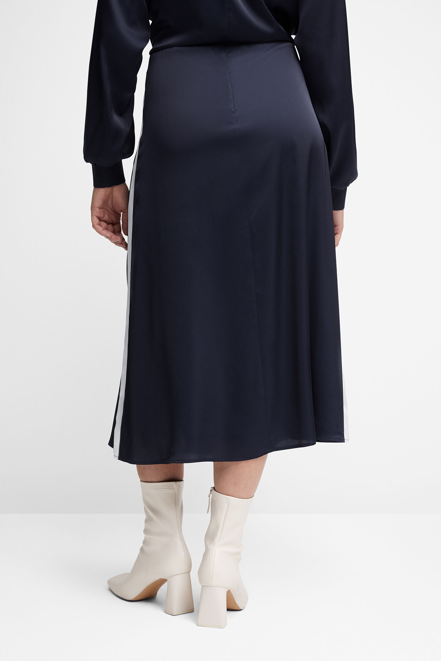 CINQUE-Rock-CICAMEE-CI-1012-6204-69-251-32_22 CINQUE Rock CICAMEE CI-1012-6204-69-251-32 22