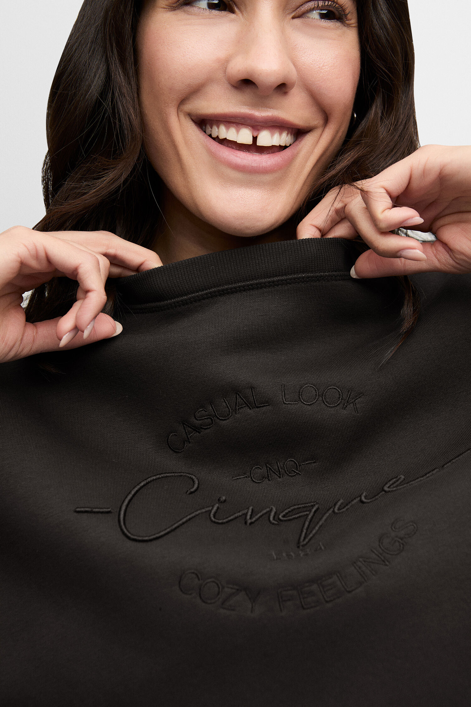 Sweatshirt CICOLA Finger, Person, Erwachsener, Weiblich, Frau