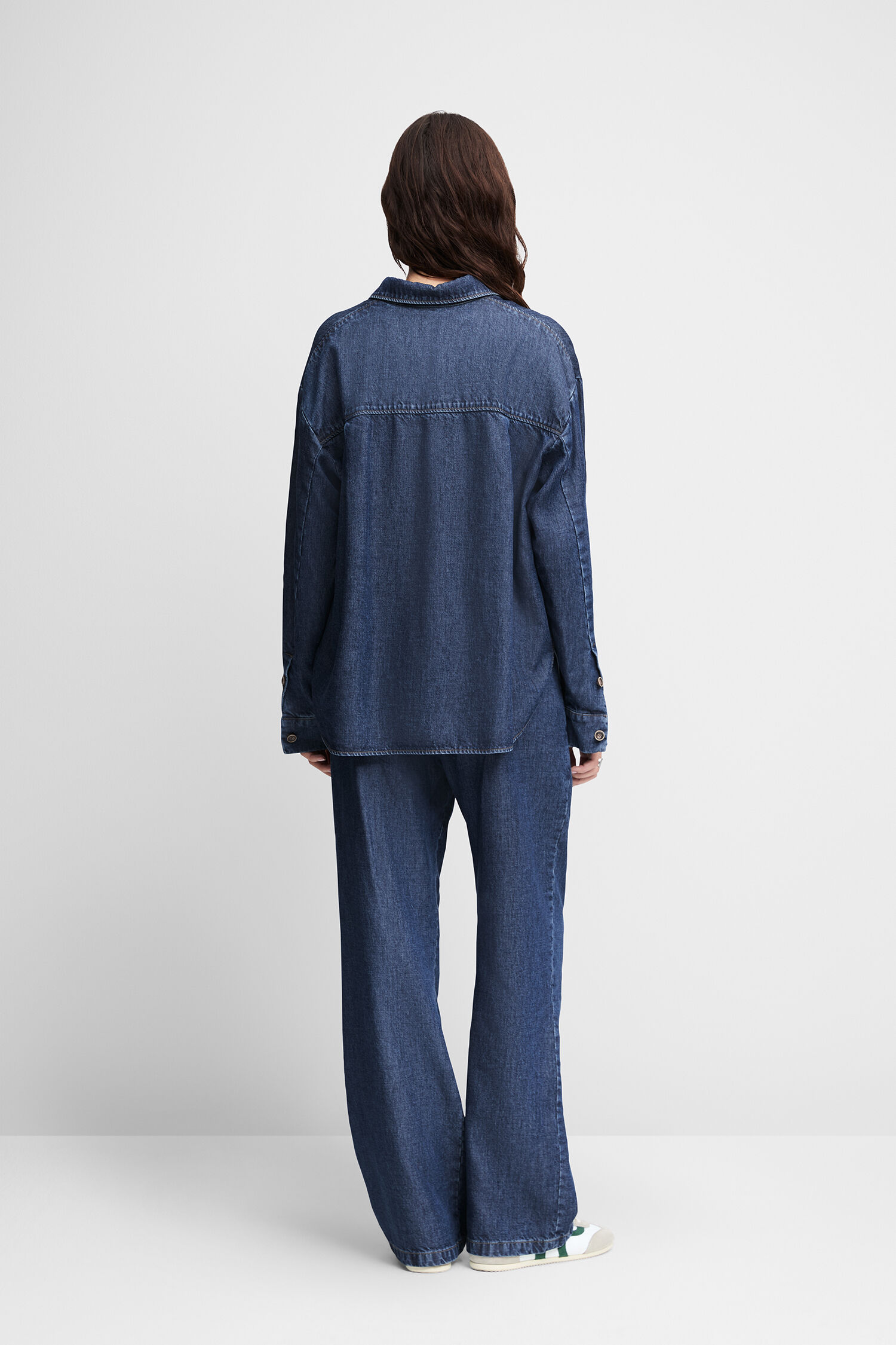 Hosen, Mantel, Jeans, Langarm, Person