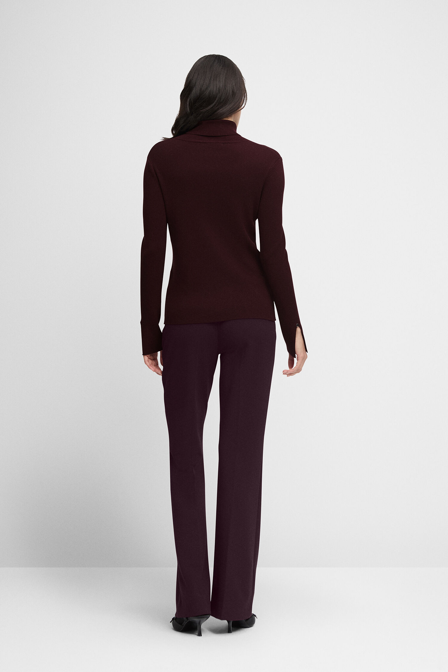 Pullover CINANNI Langarm, Hosen, Anzug, Person, Frau