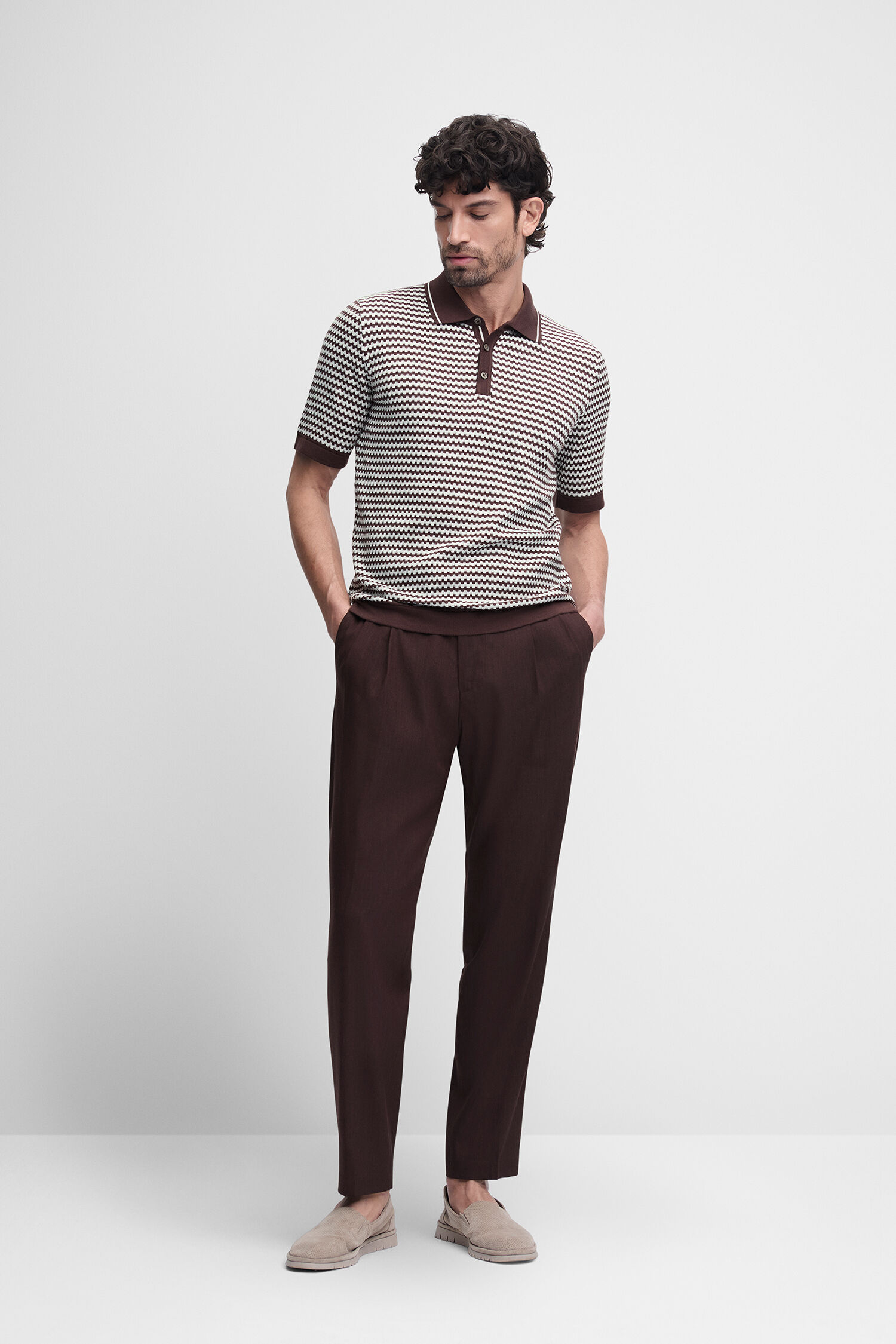 Hosen, Bluse, Erwachsener, Mann, Person