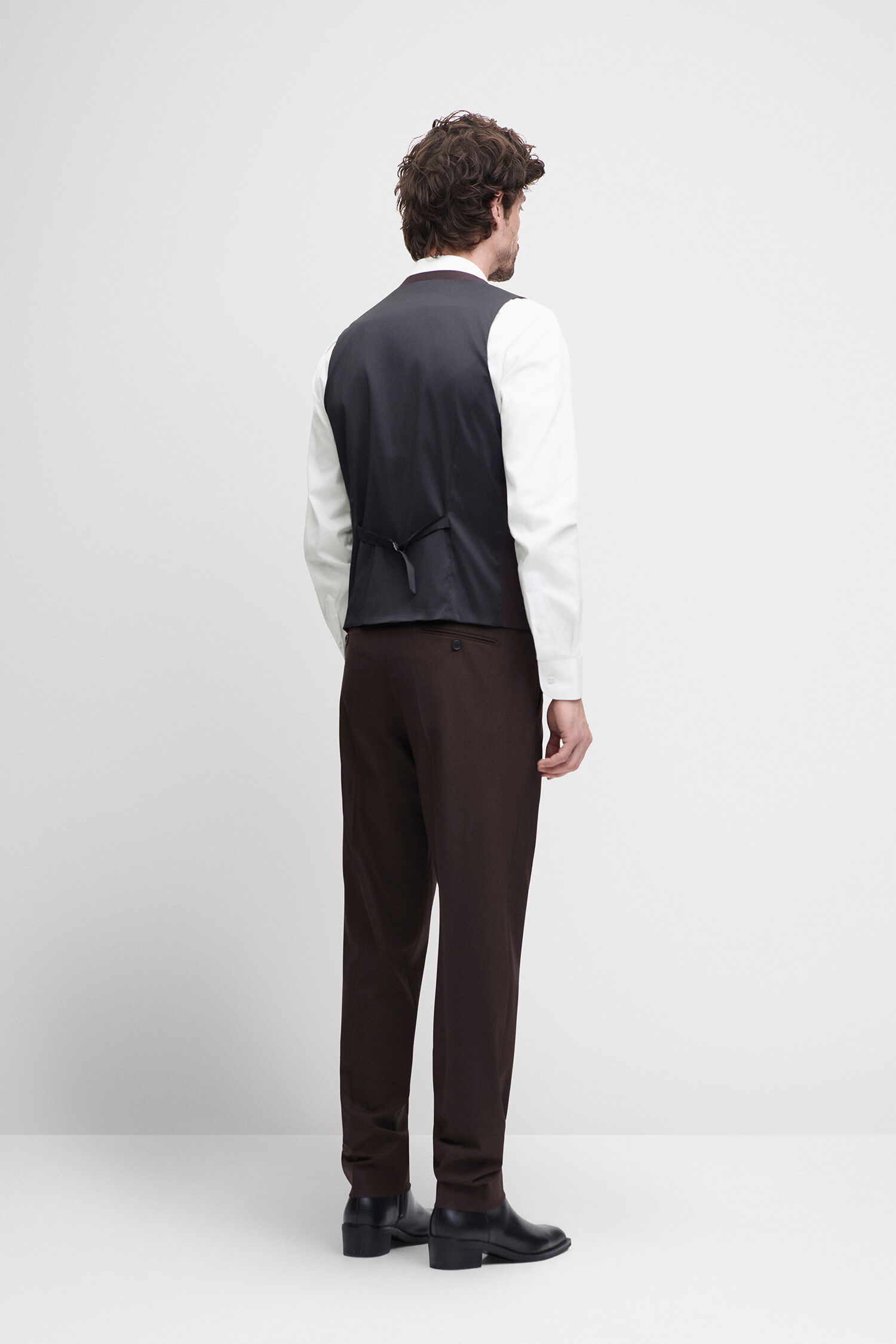 Weste, Weste, Rückenansicht,  formelle Kleidung, braune Hose