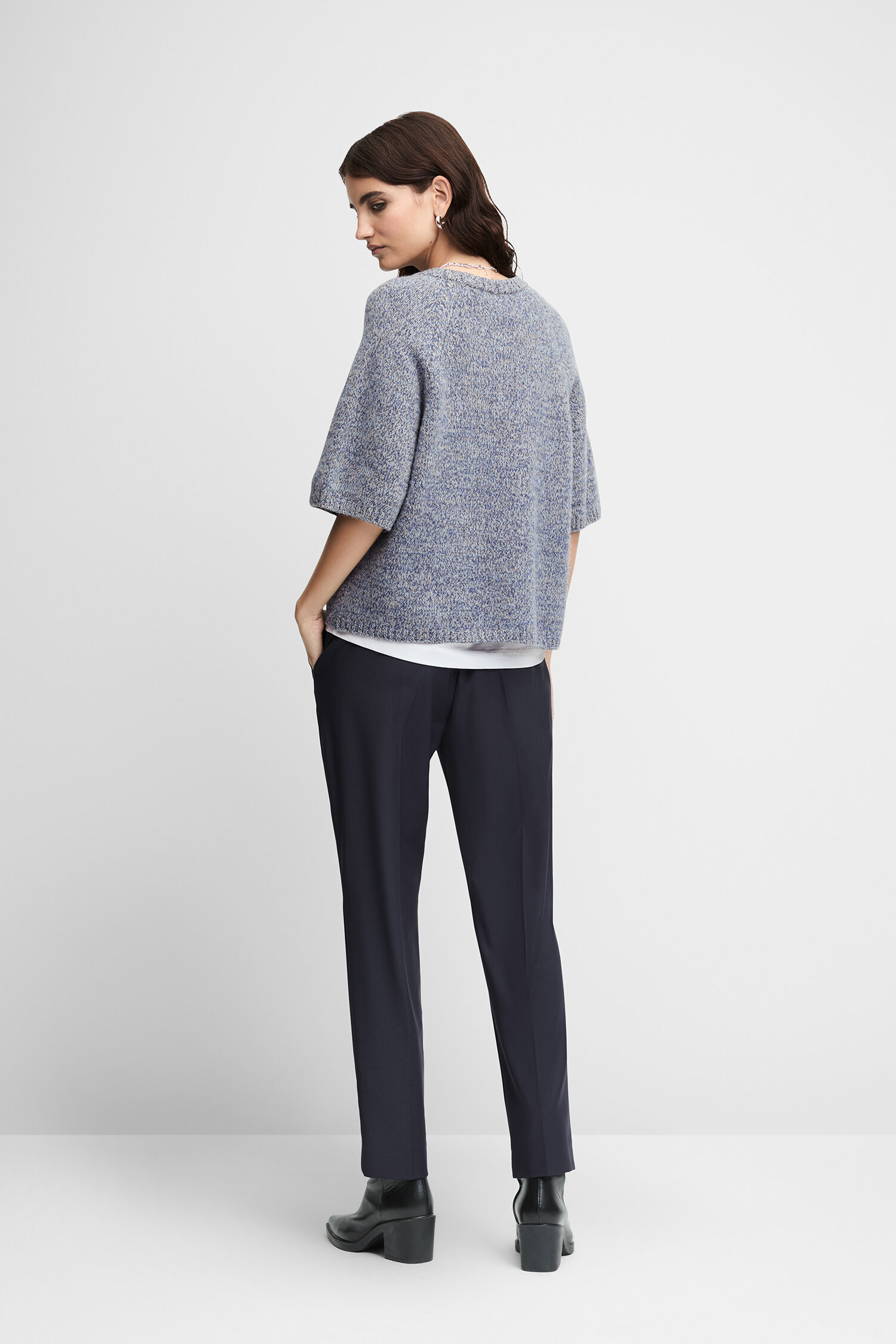 Bekleidung, Hosen, Bluse, Person, Pullover