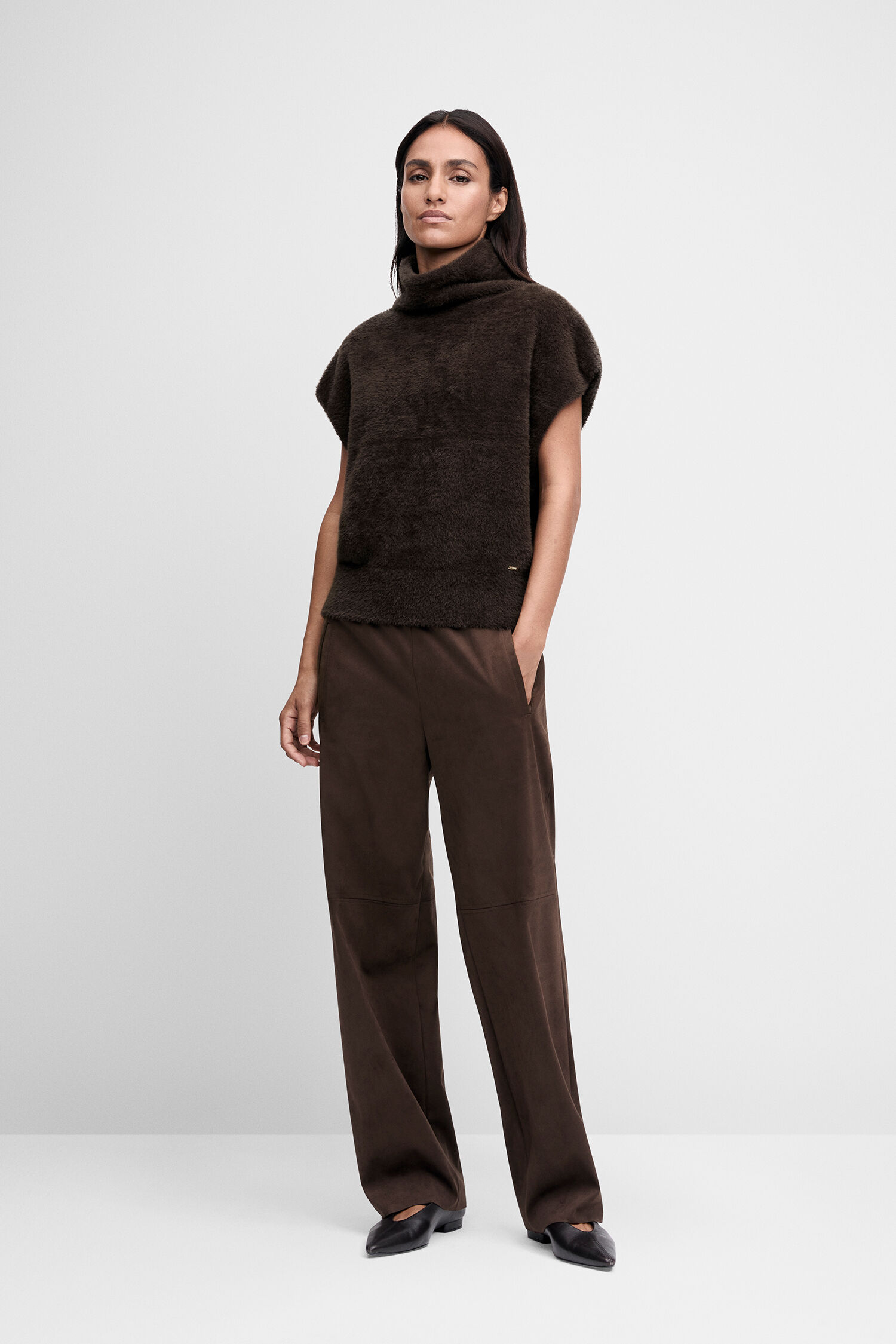 Pullover, Rollkragen-Pullover, Braune Hose, Mantelartige Wolle, Wollfaser