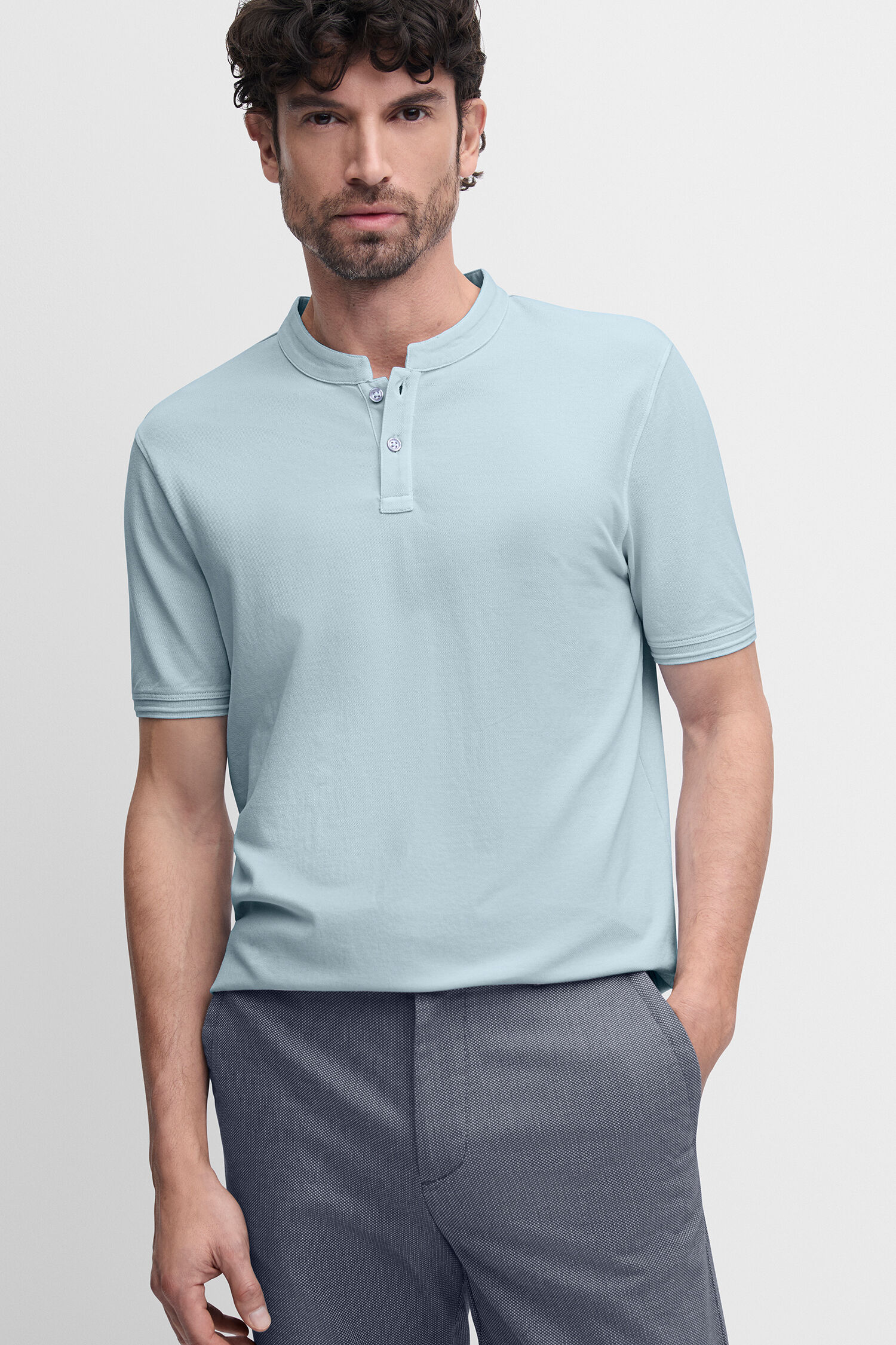 T-shirt, Hemd, Langarm, Ärmel, Person - hellblau