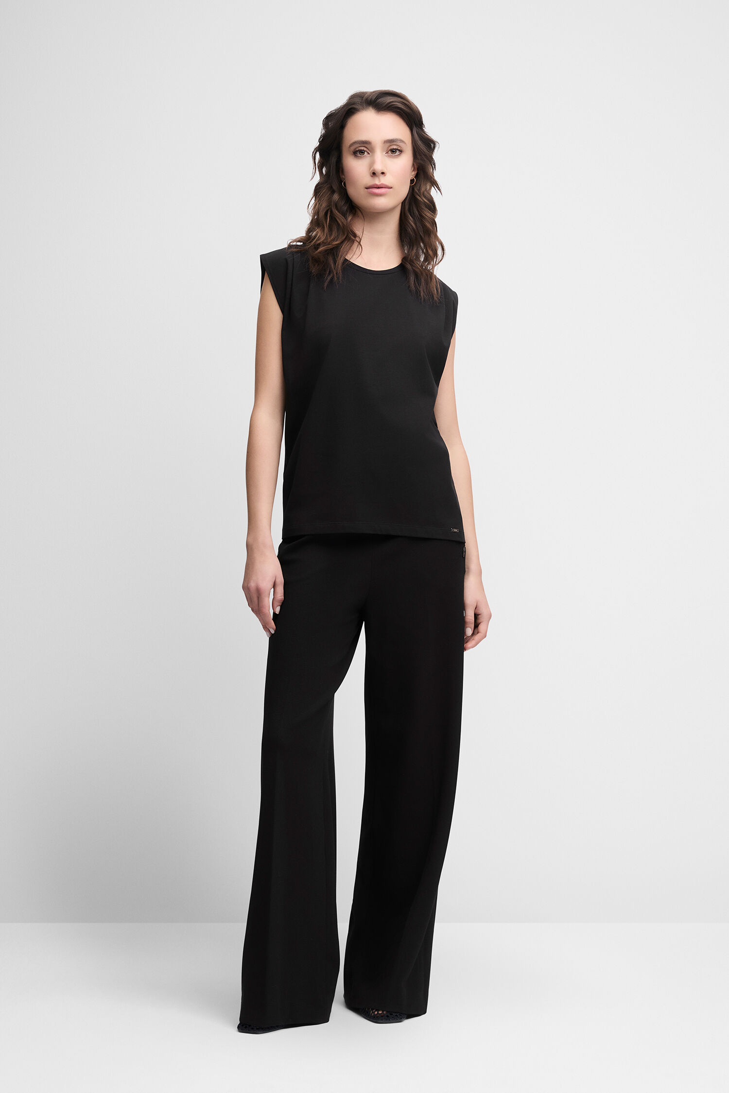 Bluse, Hosen, Erwachsener, Person, Frau