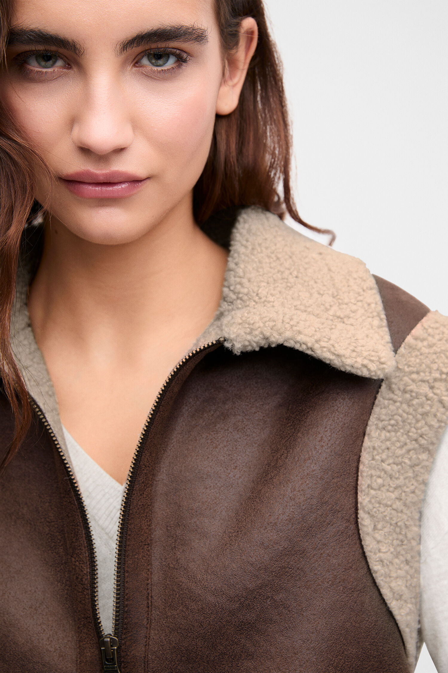Weste, Schafwolloptik, Lederoptik, Reißverschluss, Fleece