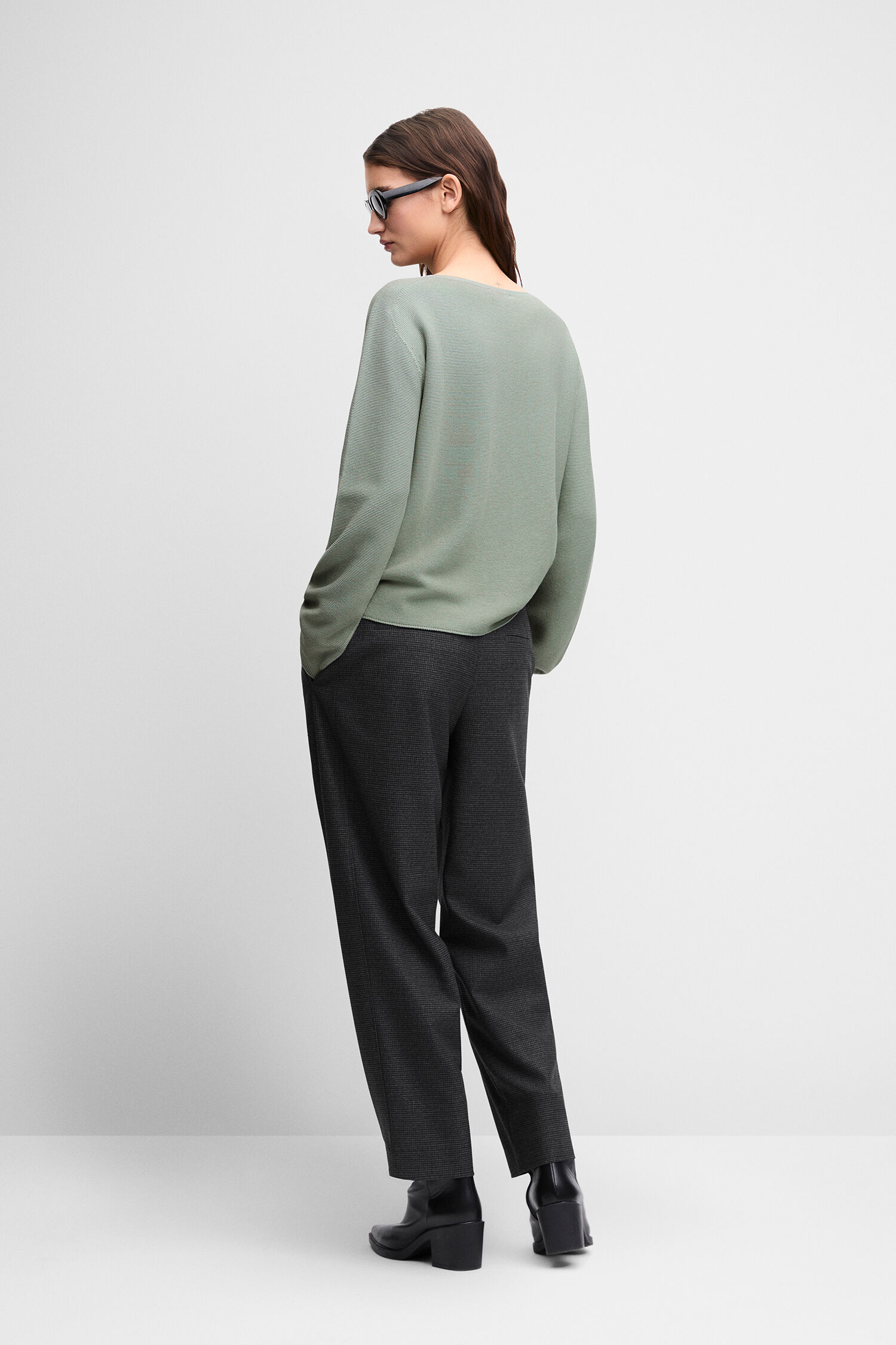sweater, green, long sleeves, loose fit, back view