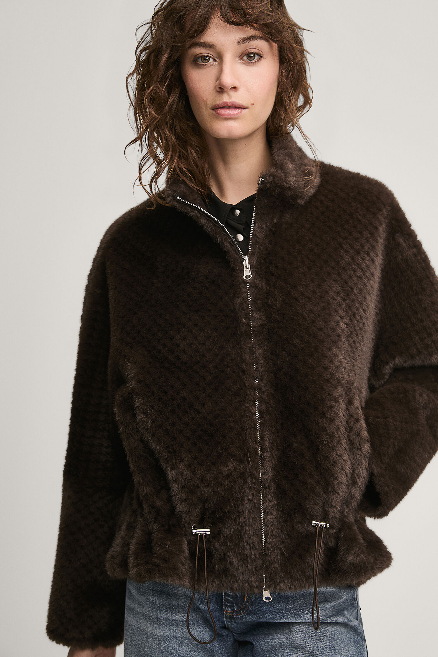 Mantel, Strickwaren, Pullover, Jacke, Kapuzenpulli, Mantel, Strickwaren, Pullover, Jacke, Kapuzenpulli