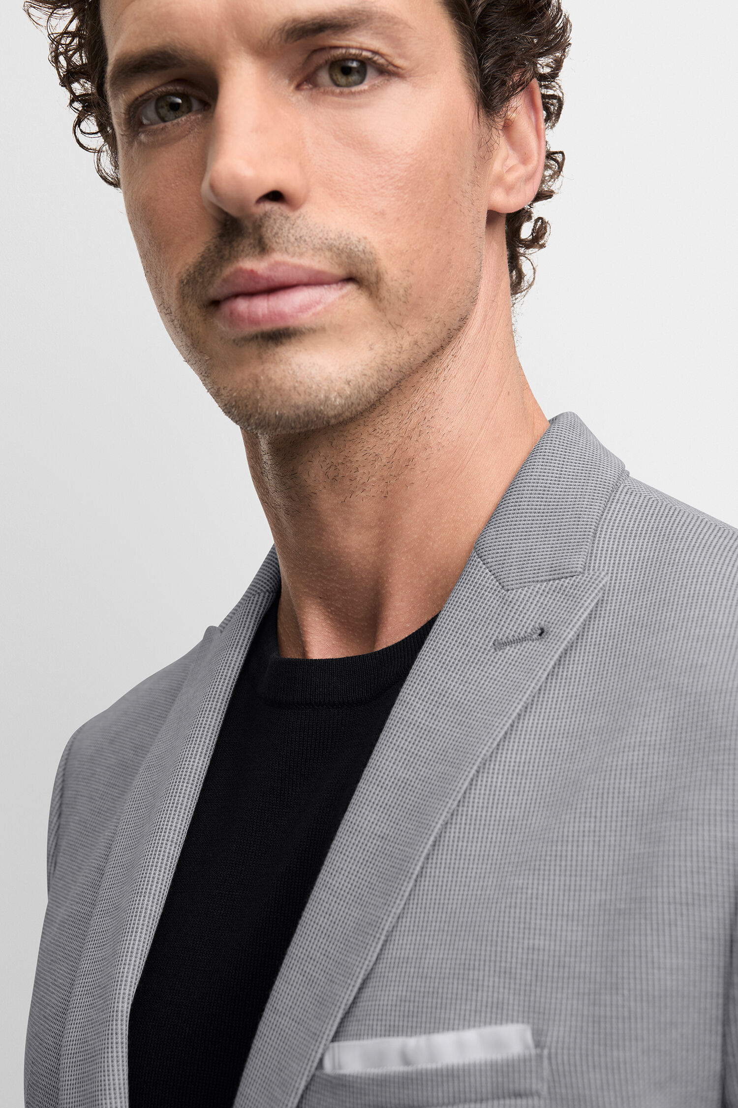 Formelle Kleidung, Anzug, Kopf, Gesicht, Mantel