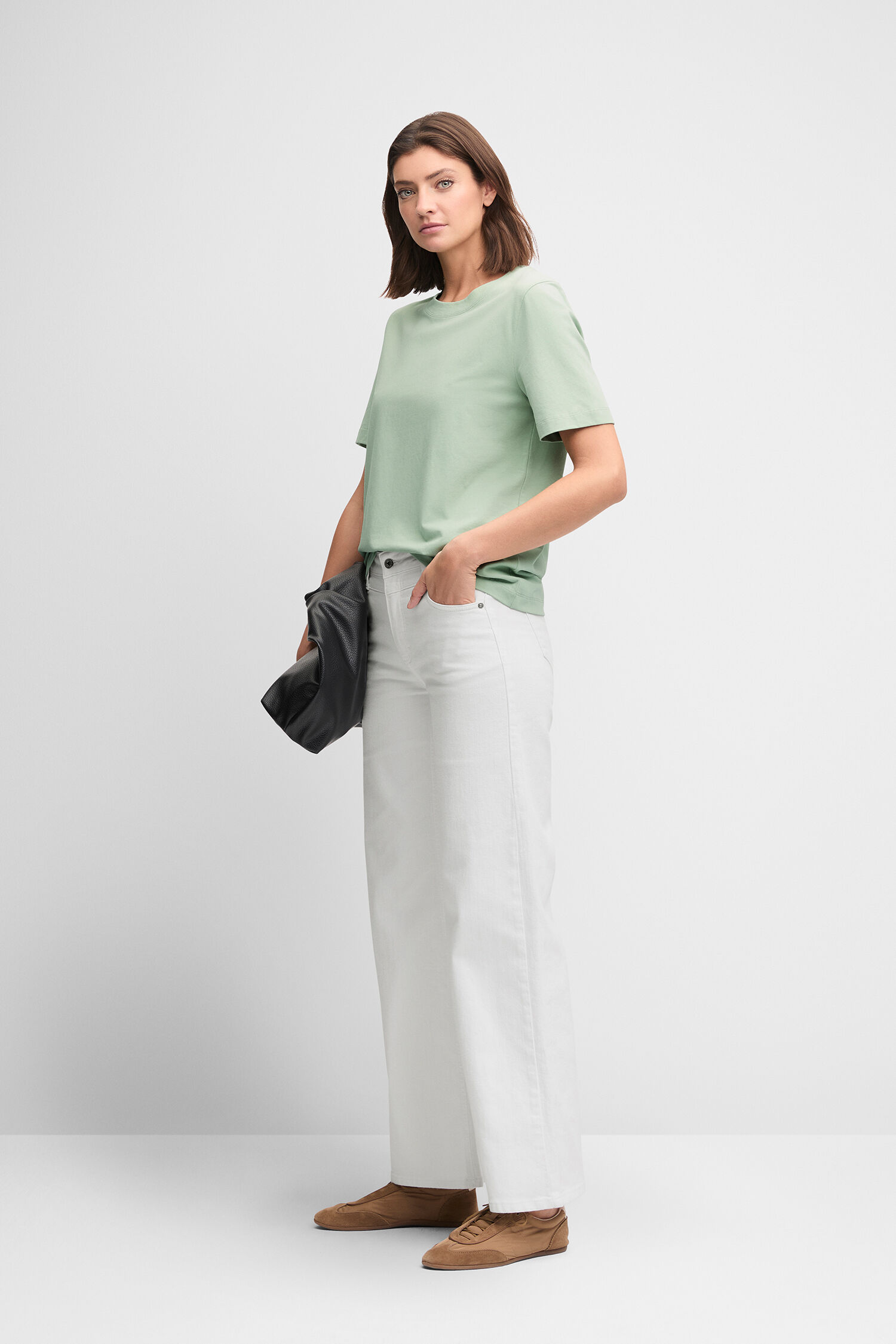 Bluse, Hosen, Erwachsener, Person, Frau