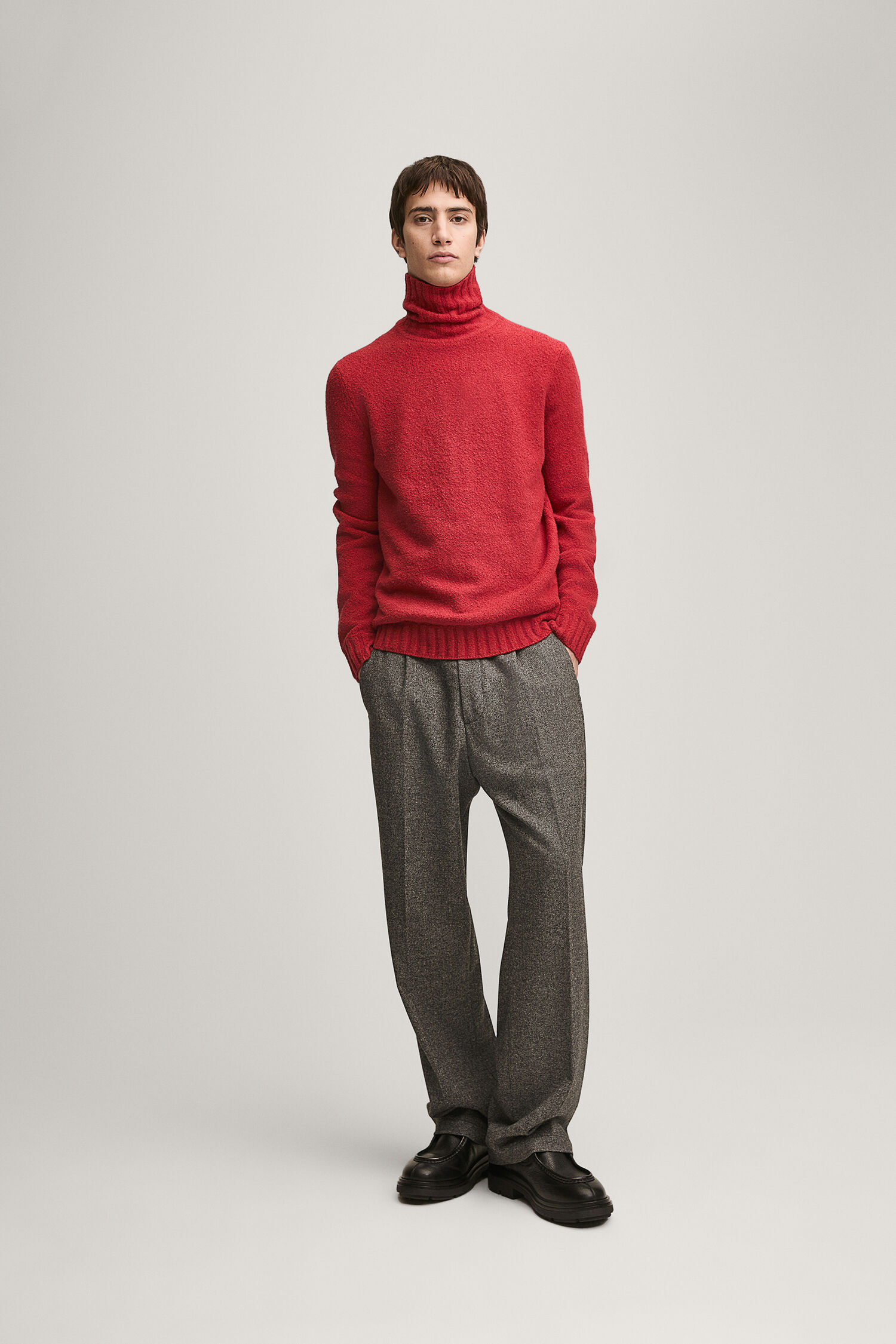 Bekleidung, Strickwaren, Pullover, Hosen, Person, Bekleidung, Strickwaren, Pullover, Hosen, Person
