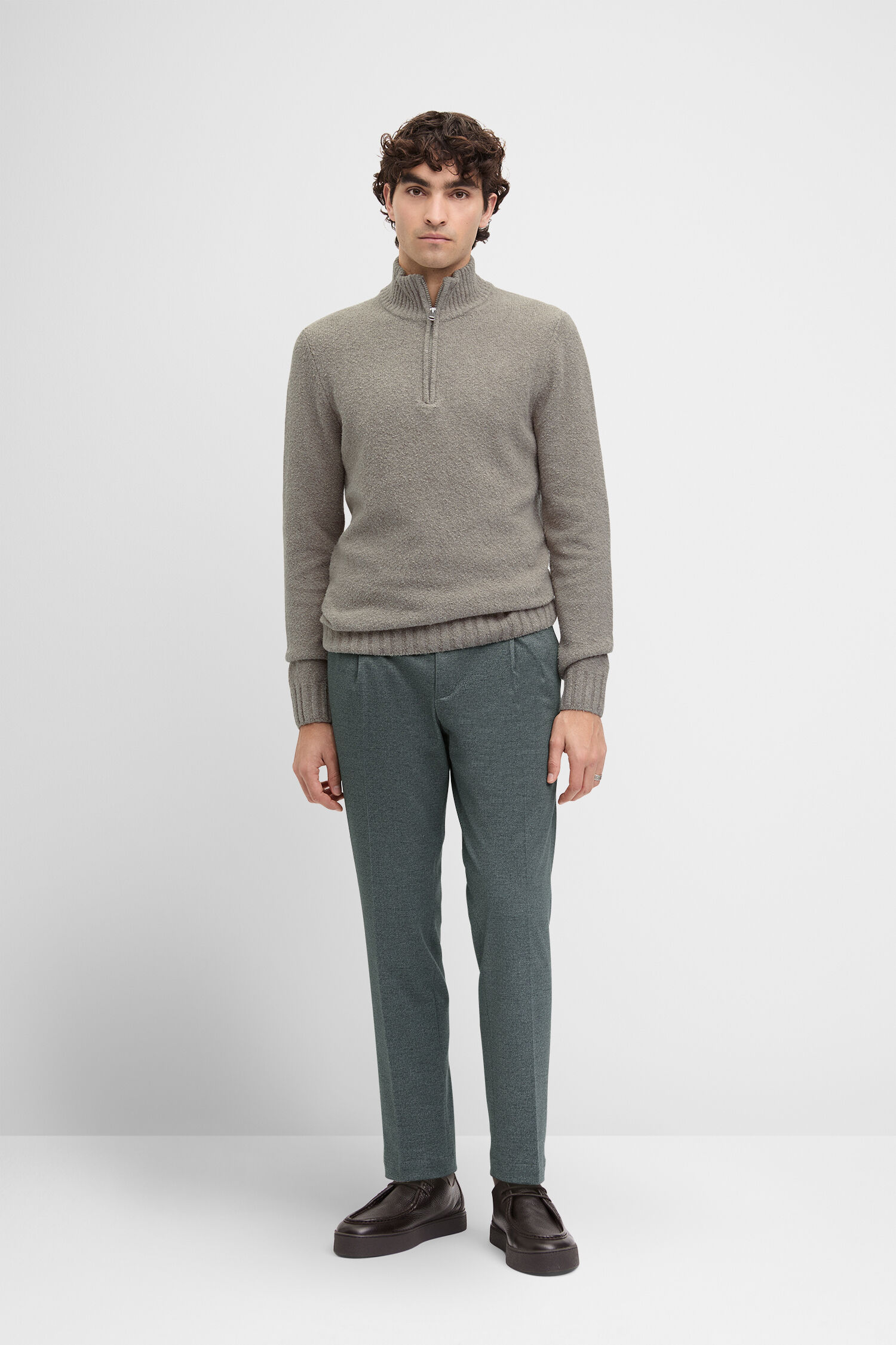 Pulli, Hosen, Erwachsener, Mann, Person
