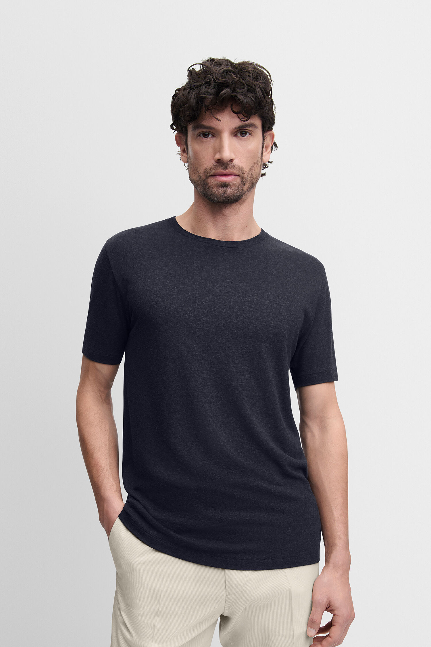 T-shirt, Ärmel, Erwachsener, Mann, Person - dunkelblau