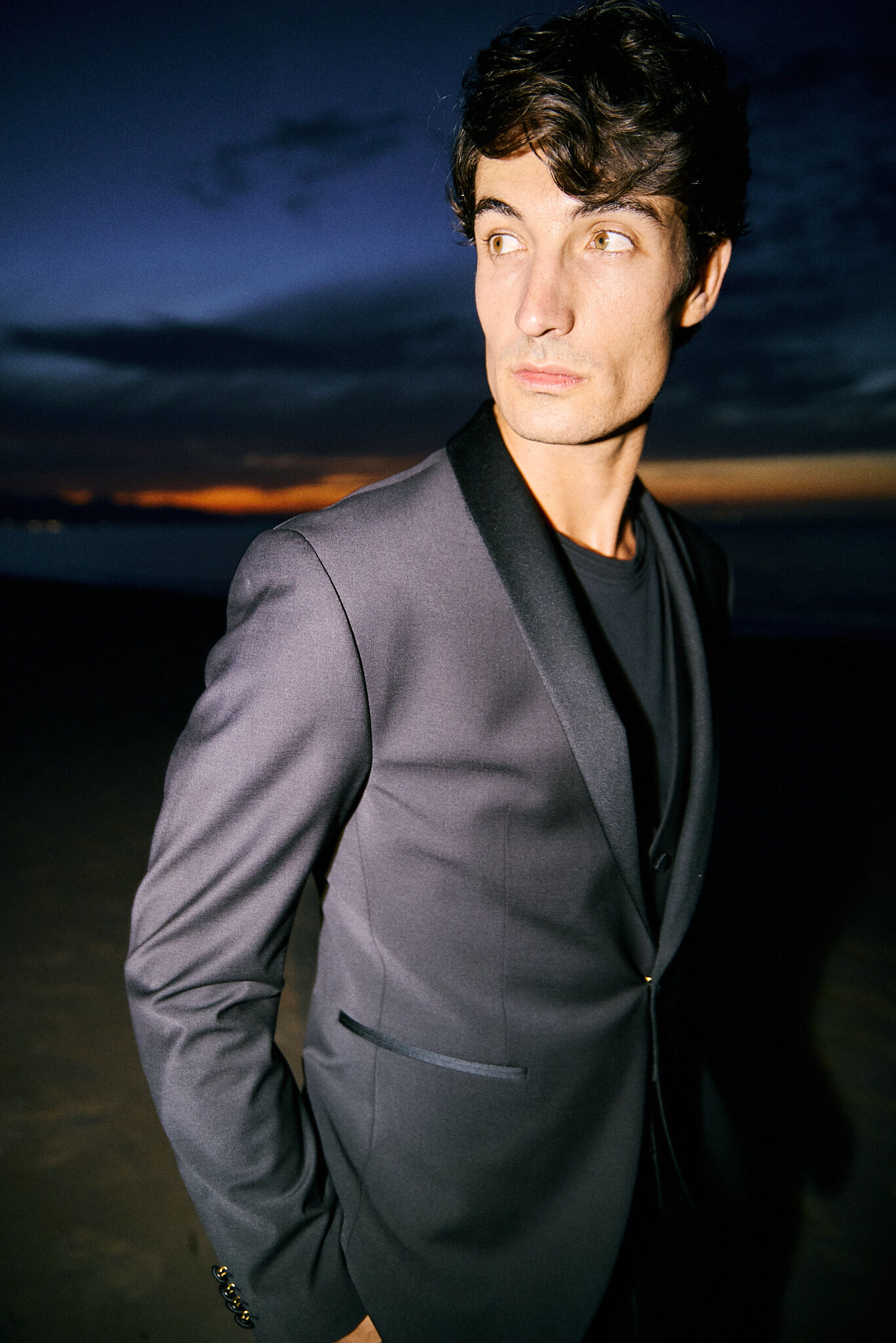 Anzug, Blazer, dunkel, Mann, Abend