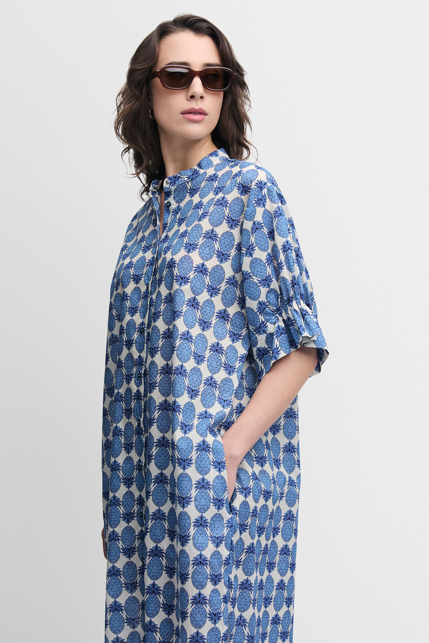 Bekleidung, Kleid, Sandale, Strandmode, Person