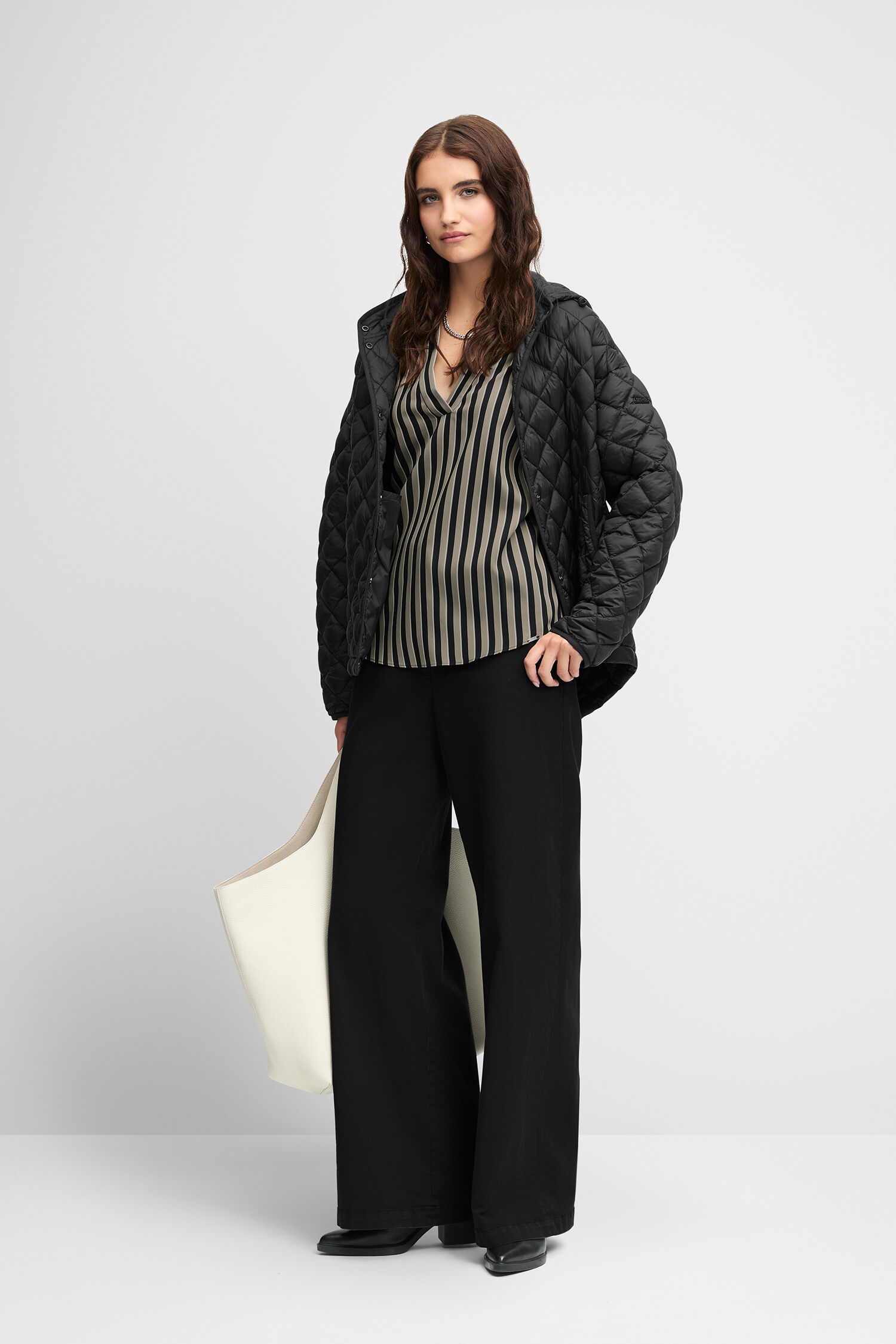 Mantel, Jacke, Anzug, Pullover, Hosen