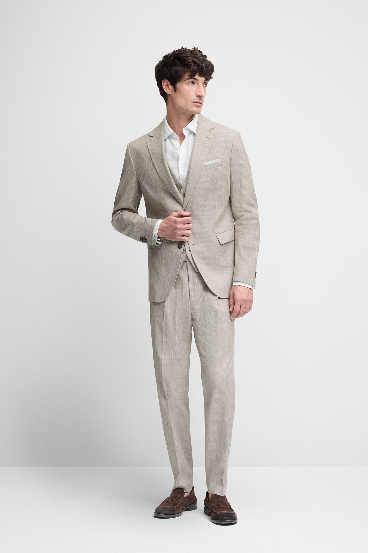 Formelle Kleidung, Anzug, Erwachsener, Mann, Person