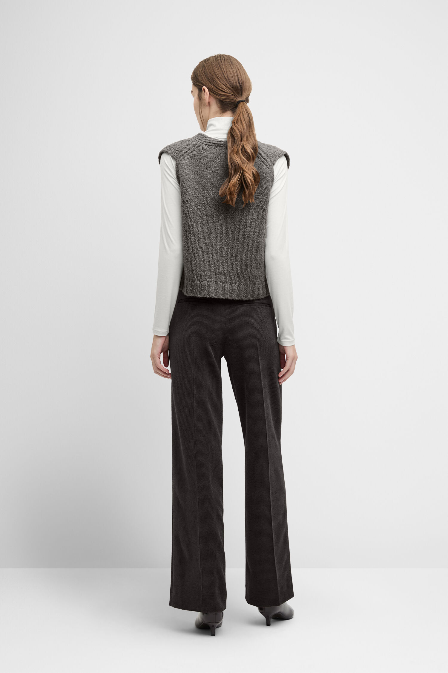 Weste, Hosen, Formelle Kleidung, Anzug, Person