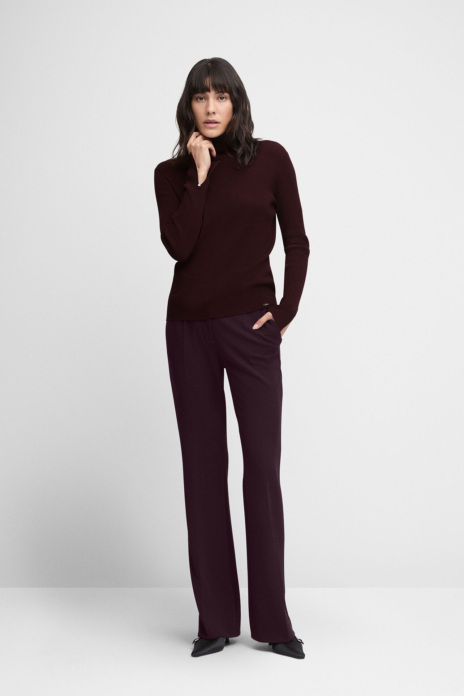 Pullover CINANNI Langarm, Hosen, Anzug, Person, Frau