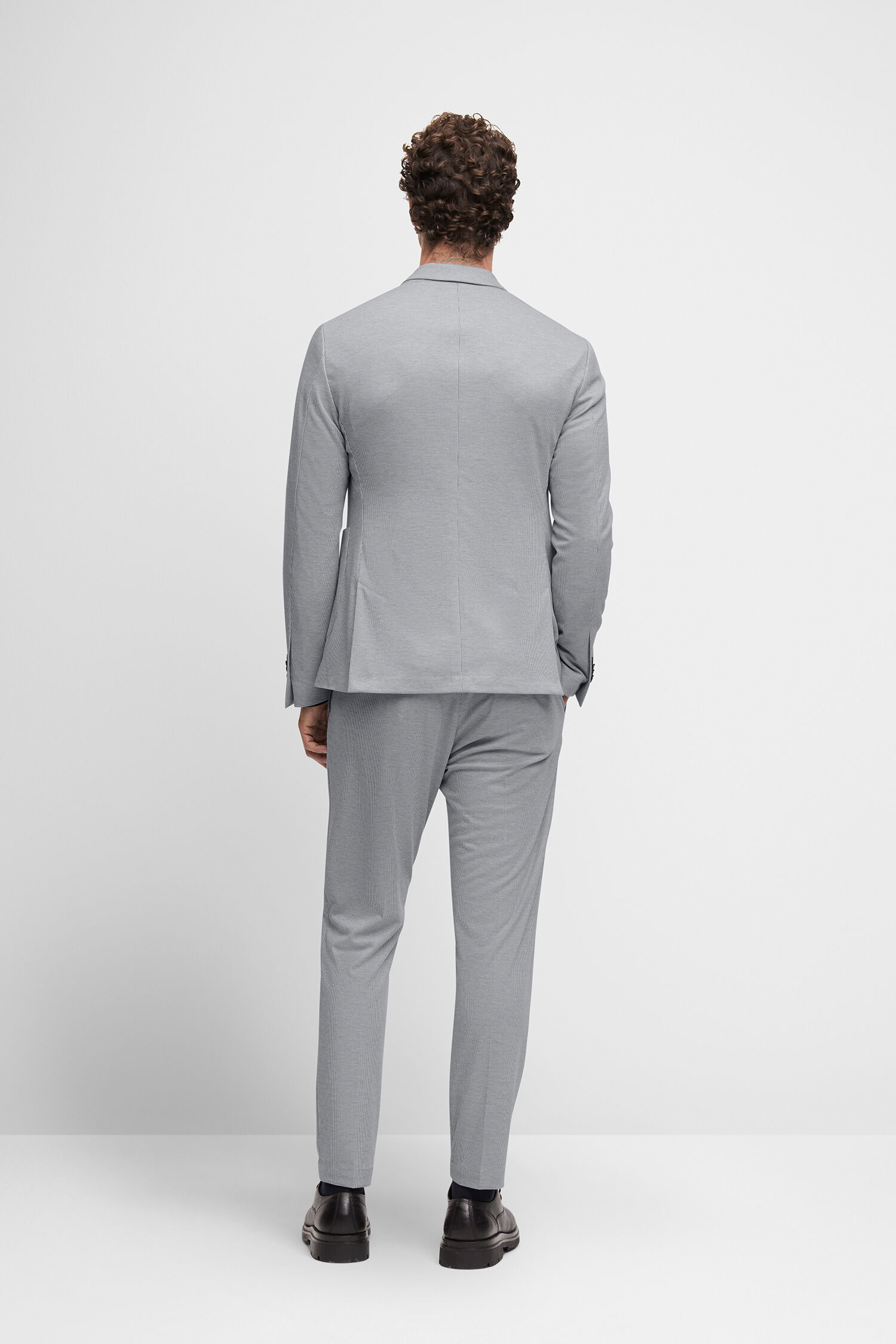 Formelle Kleidung, Anzug, Erwachsener, Mann, Person