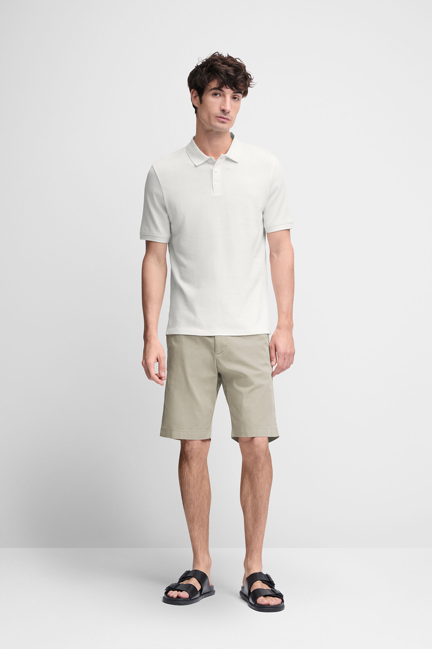 Kurze Hose, Sandale, Erwachsener, Mann, Person