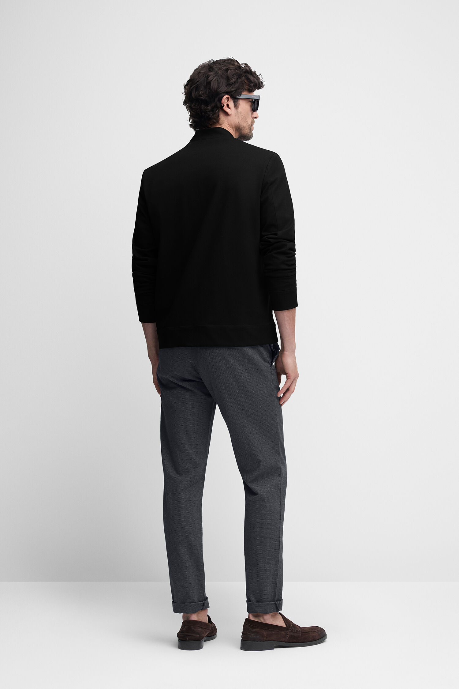 Langarm, Hosen, Person, Stehend, Mann