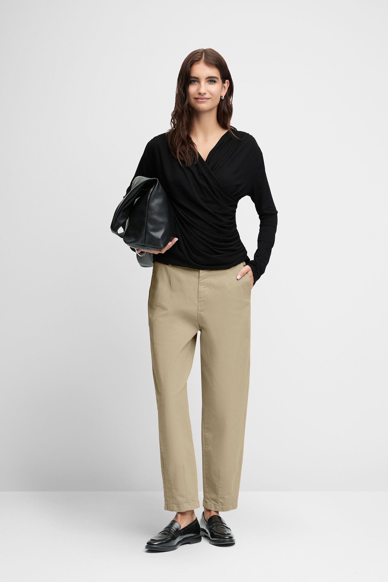 Bluse, Hosen, Langarm, Person, Frau