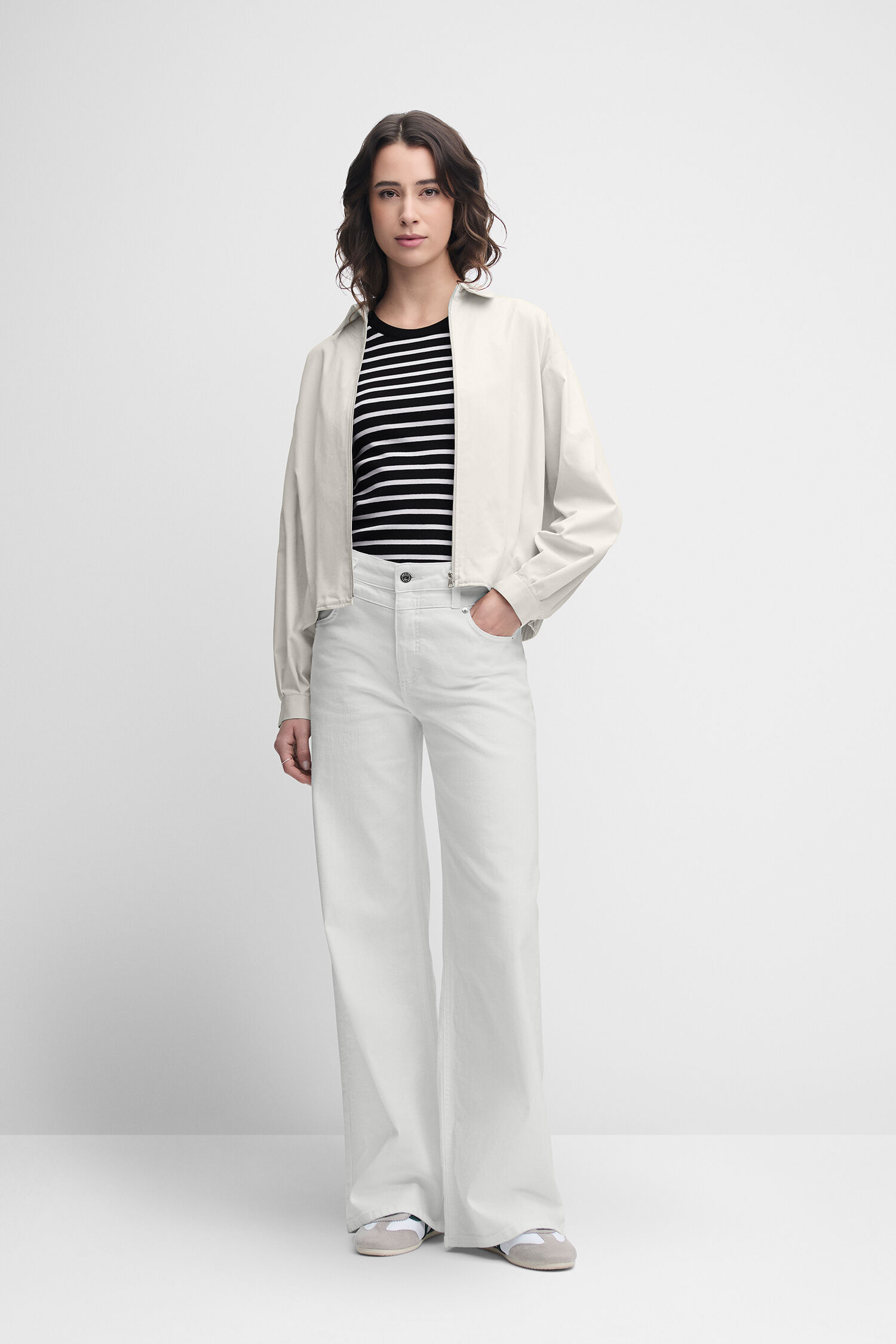 Mantel, Hosen, Bluse, Hemd, Langarm