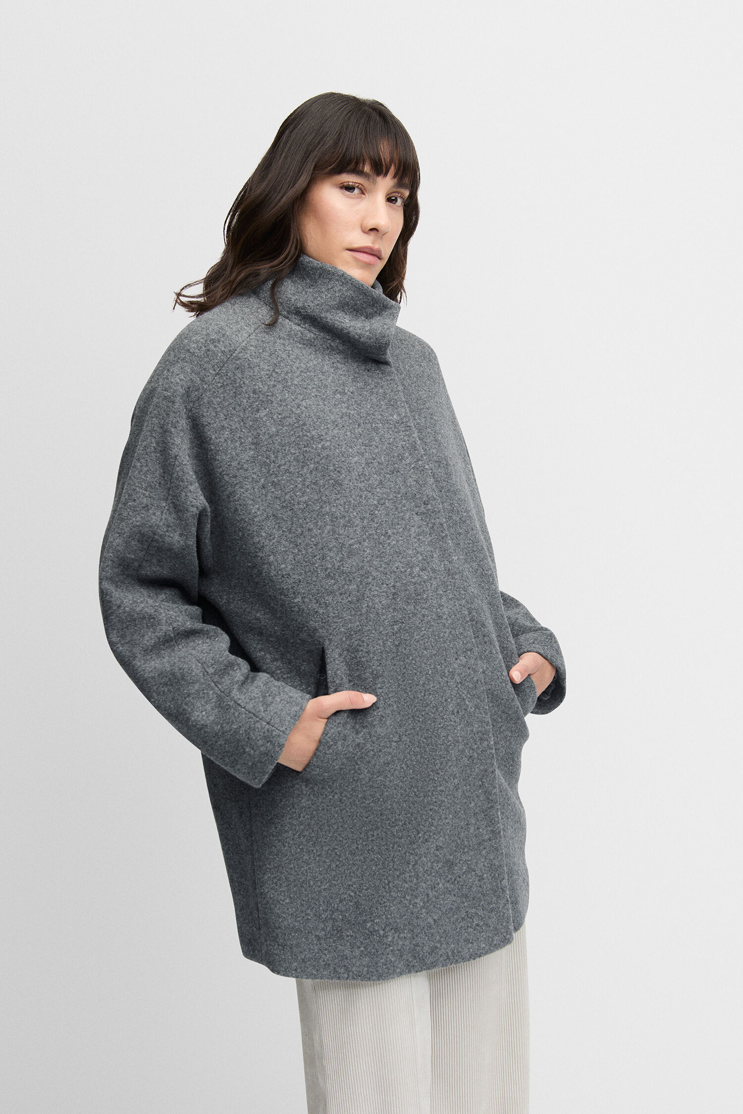 Bekleidung, Mantel, Fleece, Strickwaren, Pullover