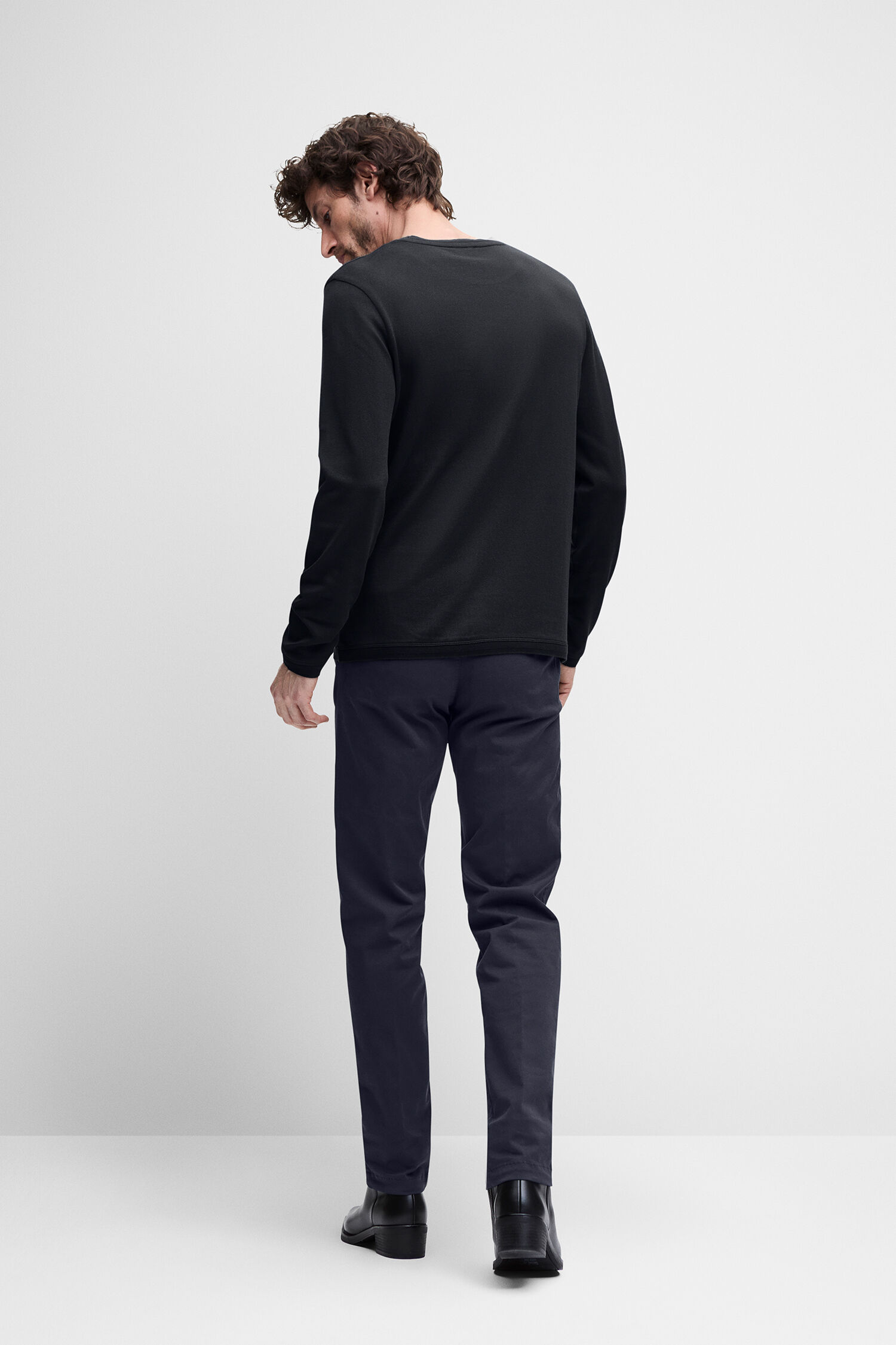 langweiligelper, schwarz, langarmshirt, einfarbig, casual