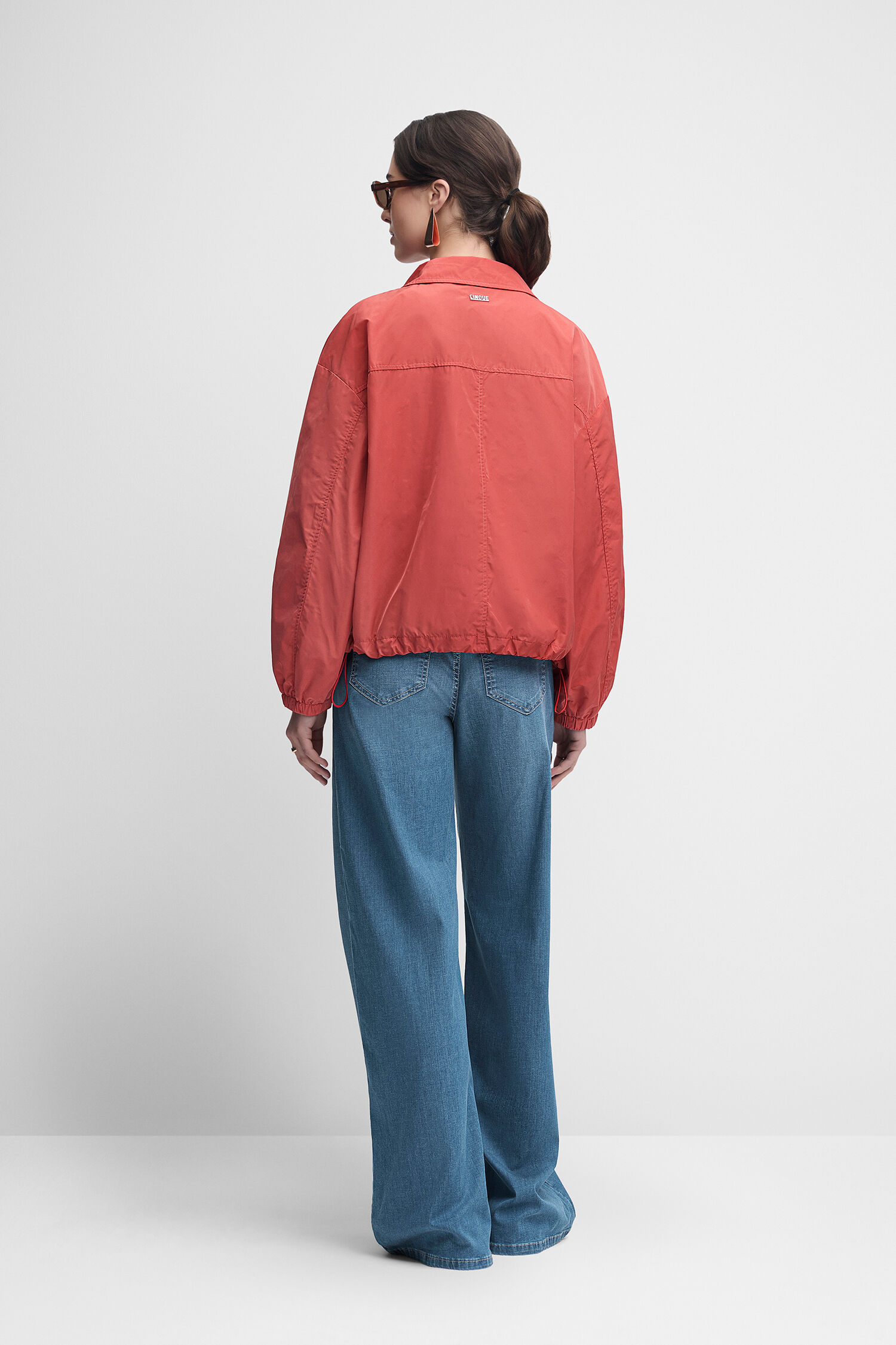 Mantel, Hosen, Jacke, Jeans, Person