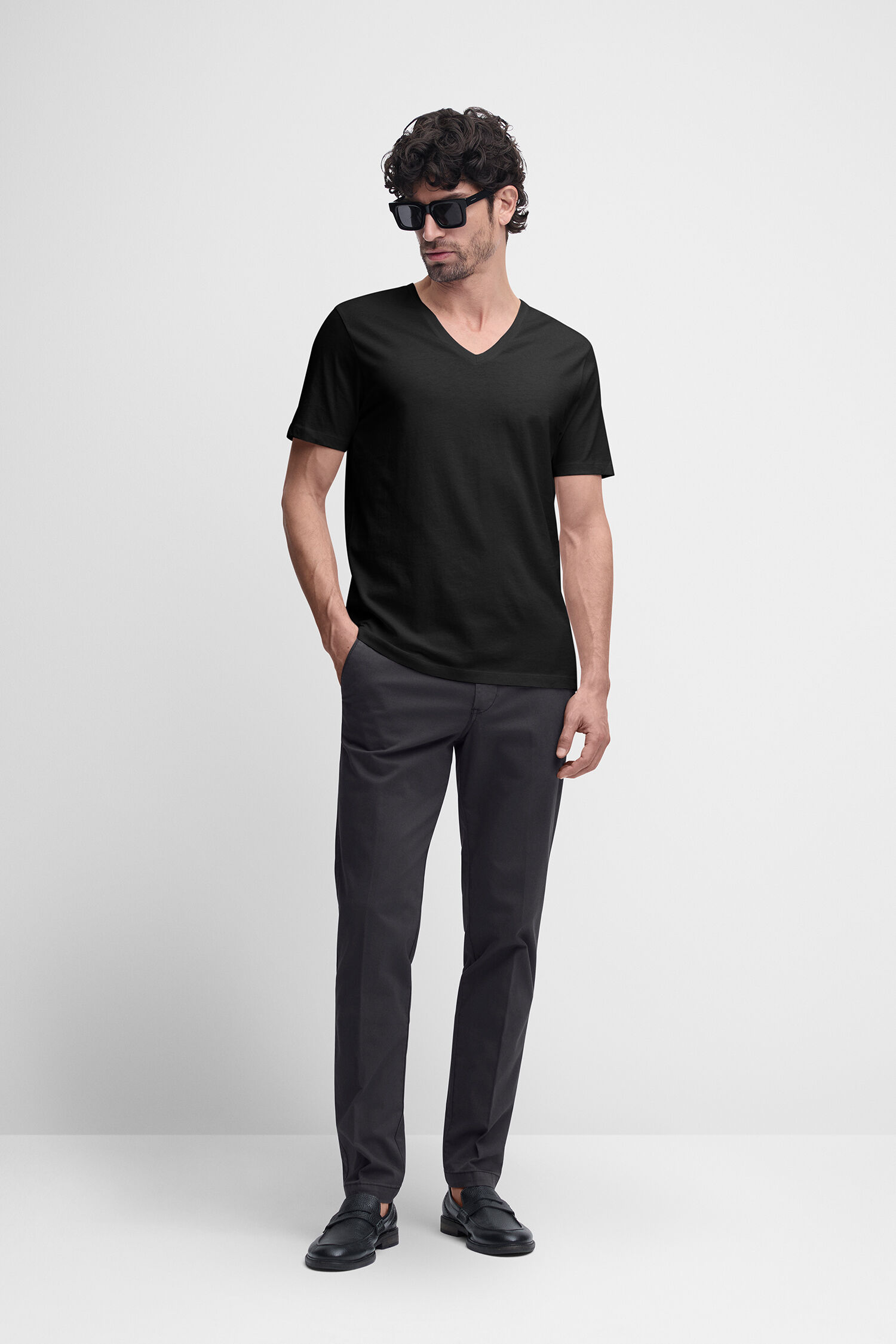 T-shirt, Hosen, Erwachsener, Mann, Person - anthrazit