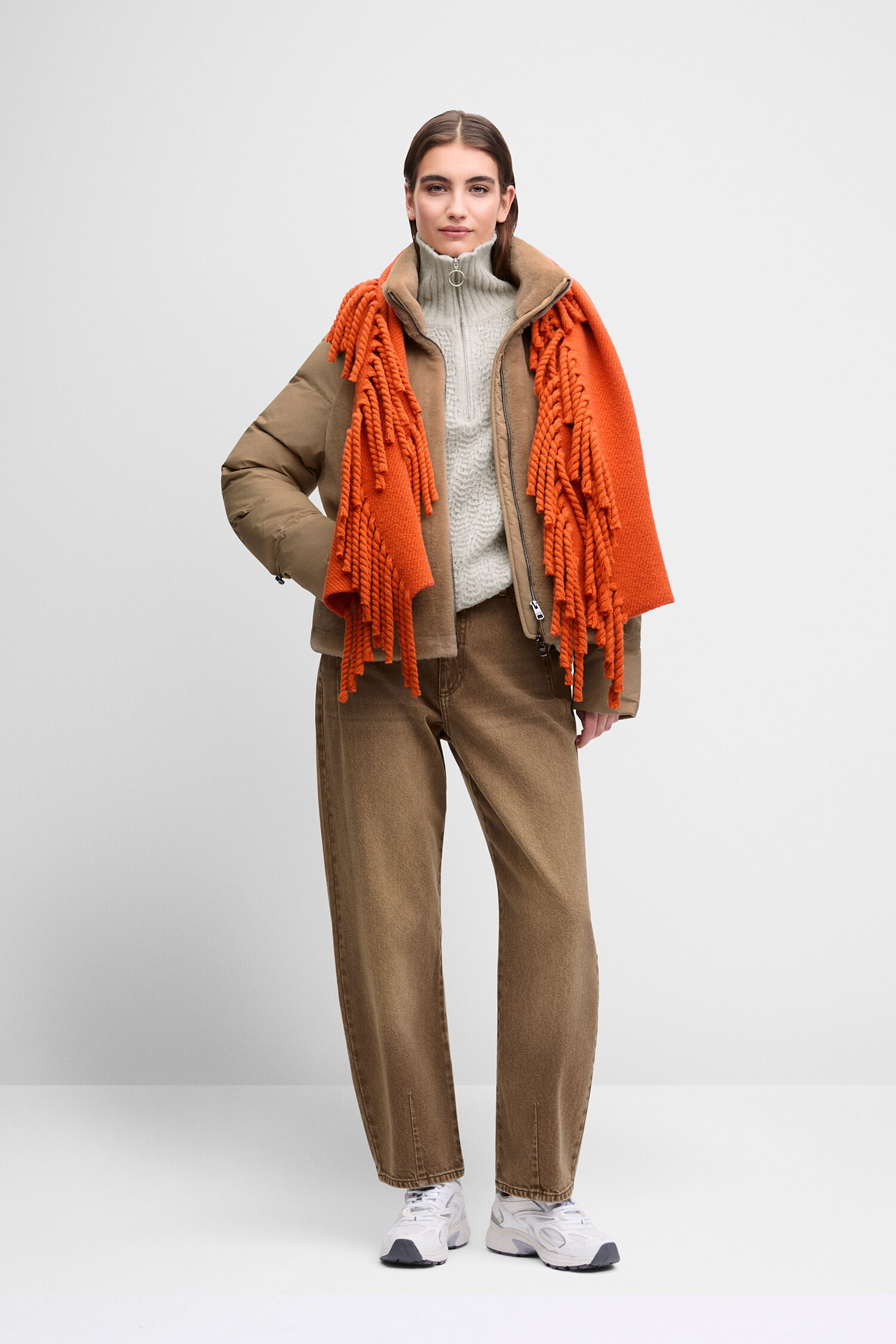 Weste, Pufferjacke, Streifen, Strickpullover, Schal