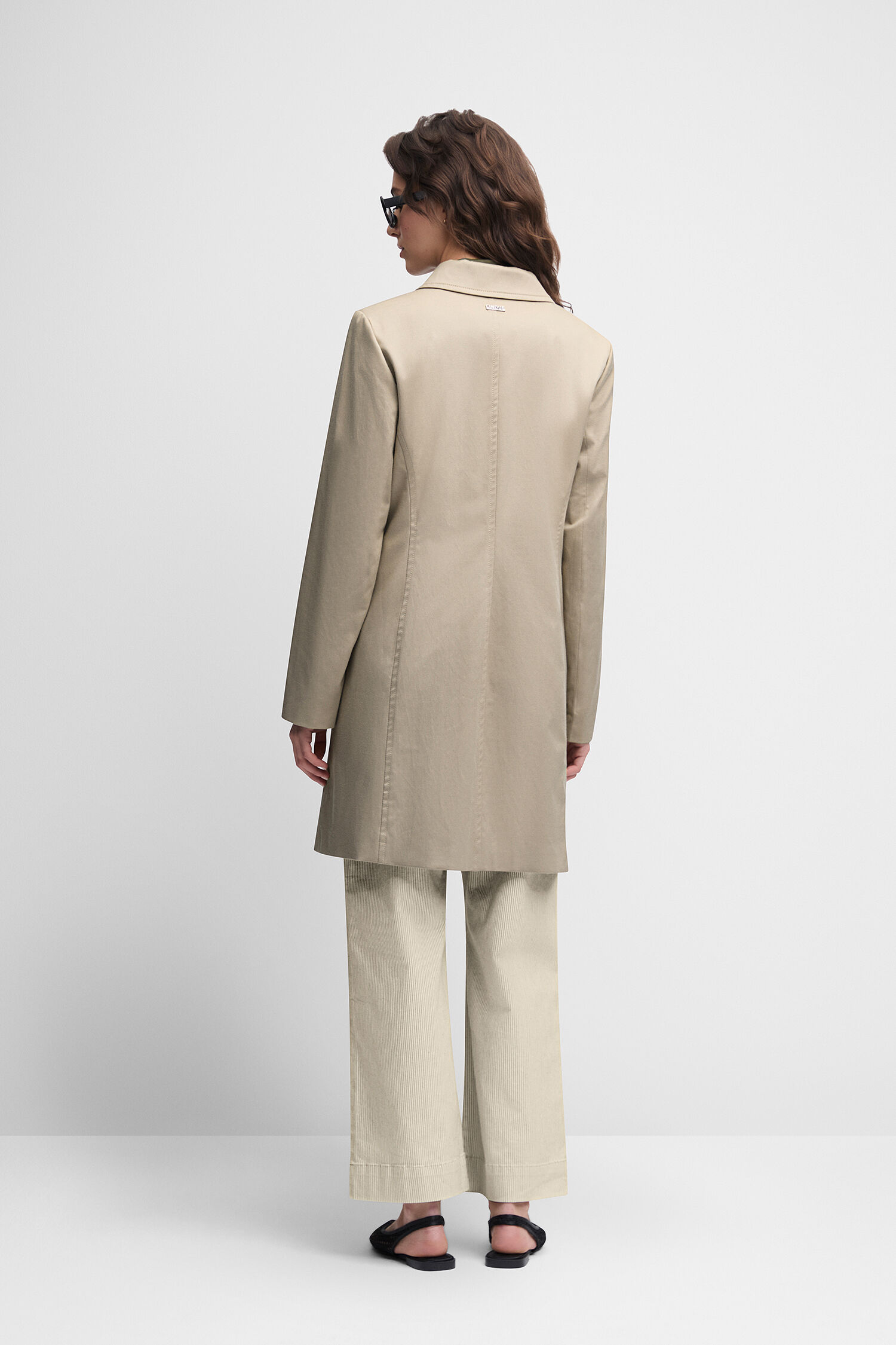 Bekleidung, Mantel, Person, Schuh