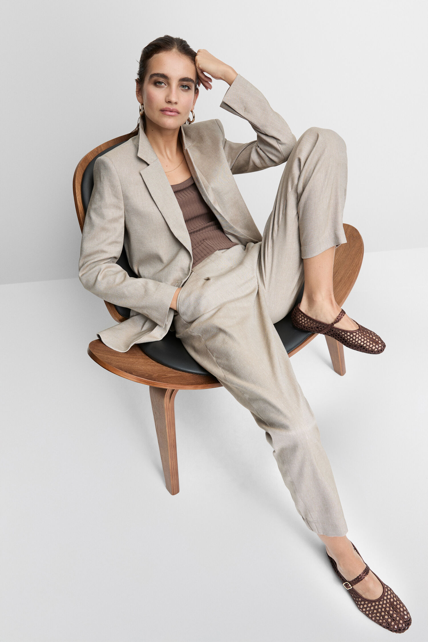 Formelle Kleidung, Anzug, Sandale, Blazer, Mantel