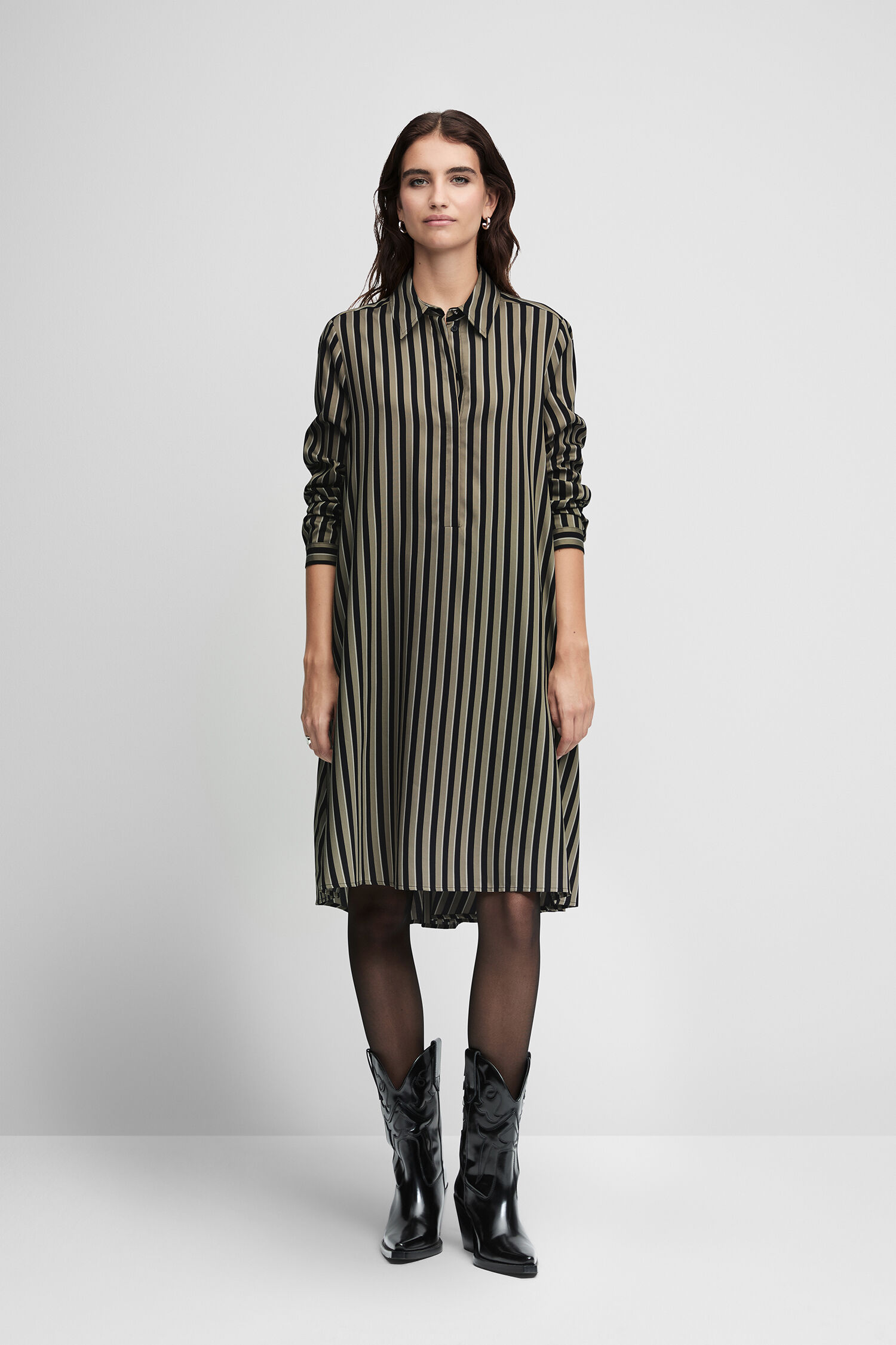 Mantel, Langarm, Kleid, Person, Schuh