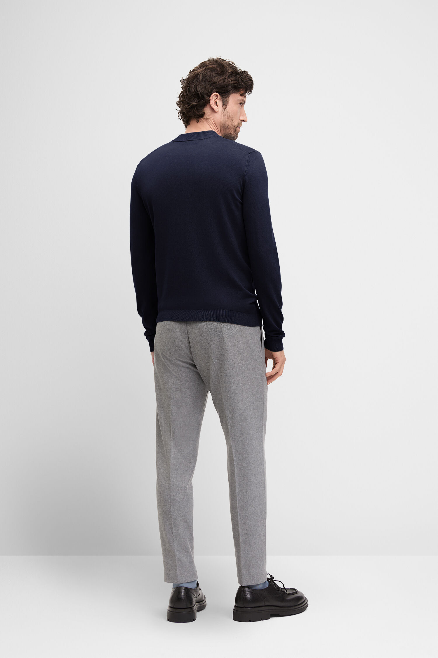 Pullover CIGIAN Langarm, Hosen, Person, Stehend, Mann