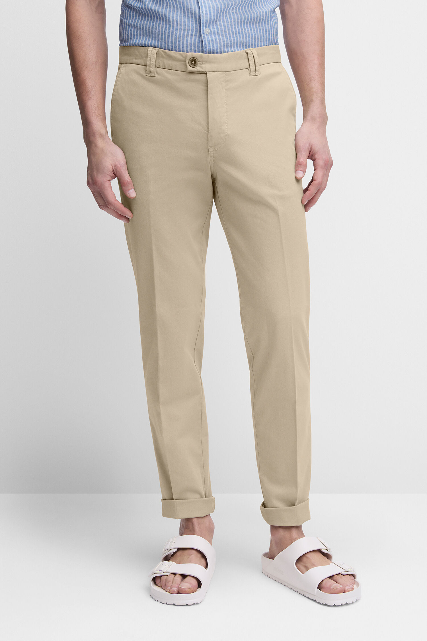 Bekleidung, Khaki, Hosen, Bekleidung, Hosen, Schuhwerk, Sandale, Khaki