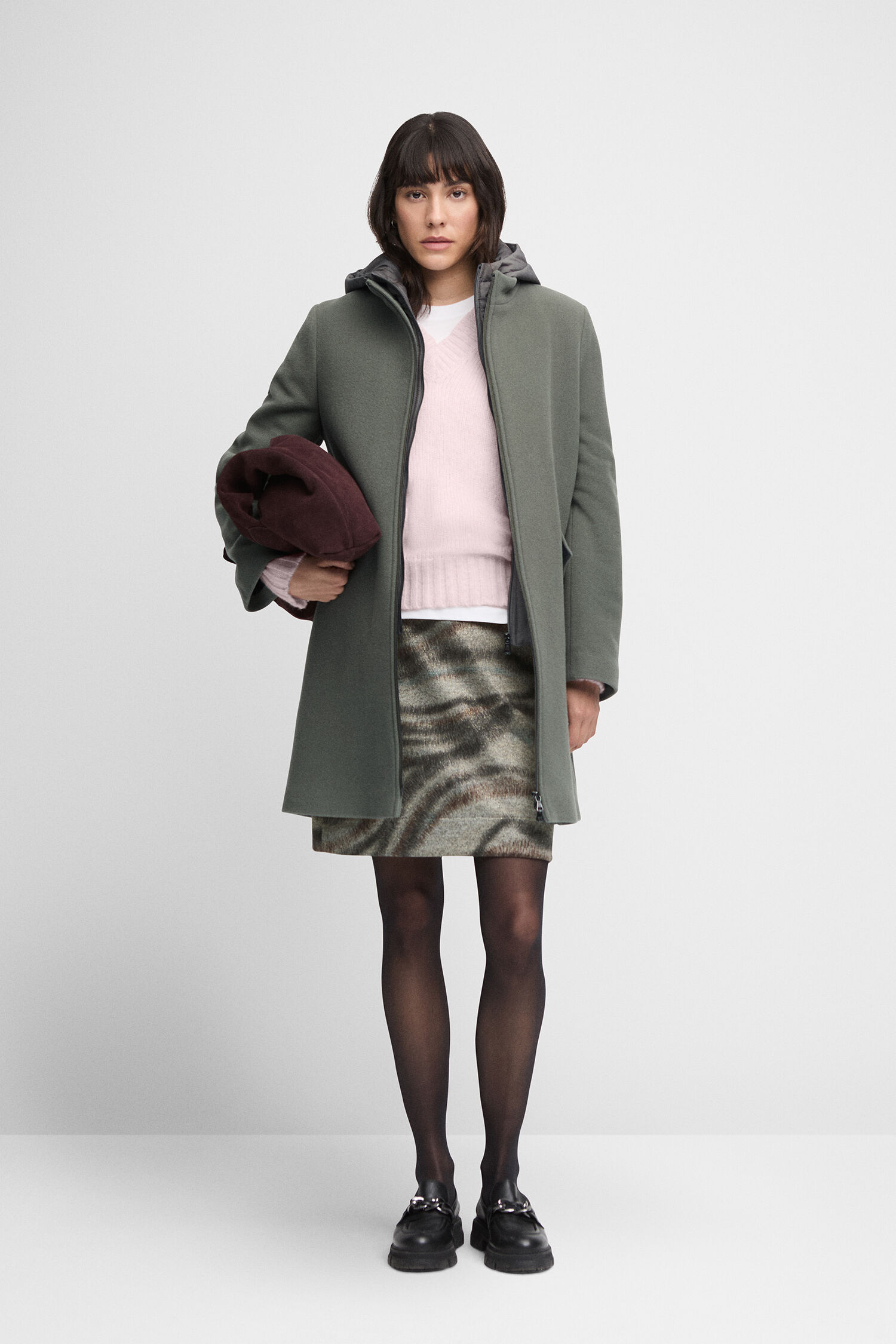 Bekleidung, Mantel, Person, Langarm