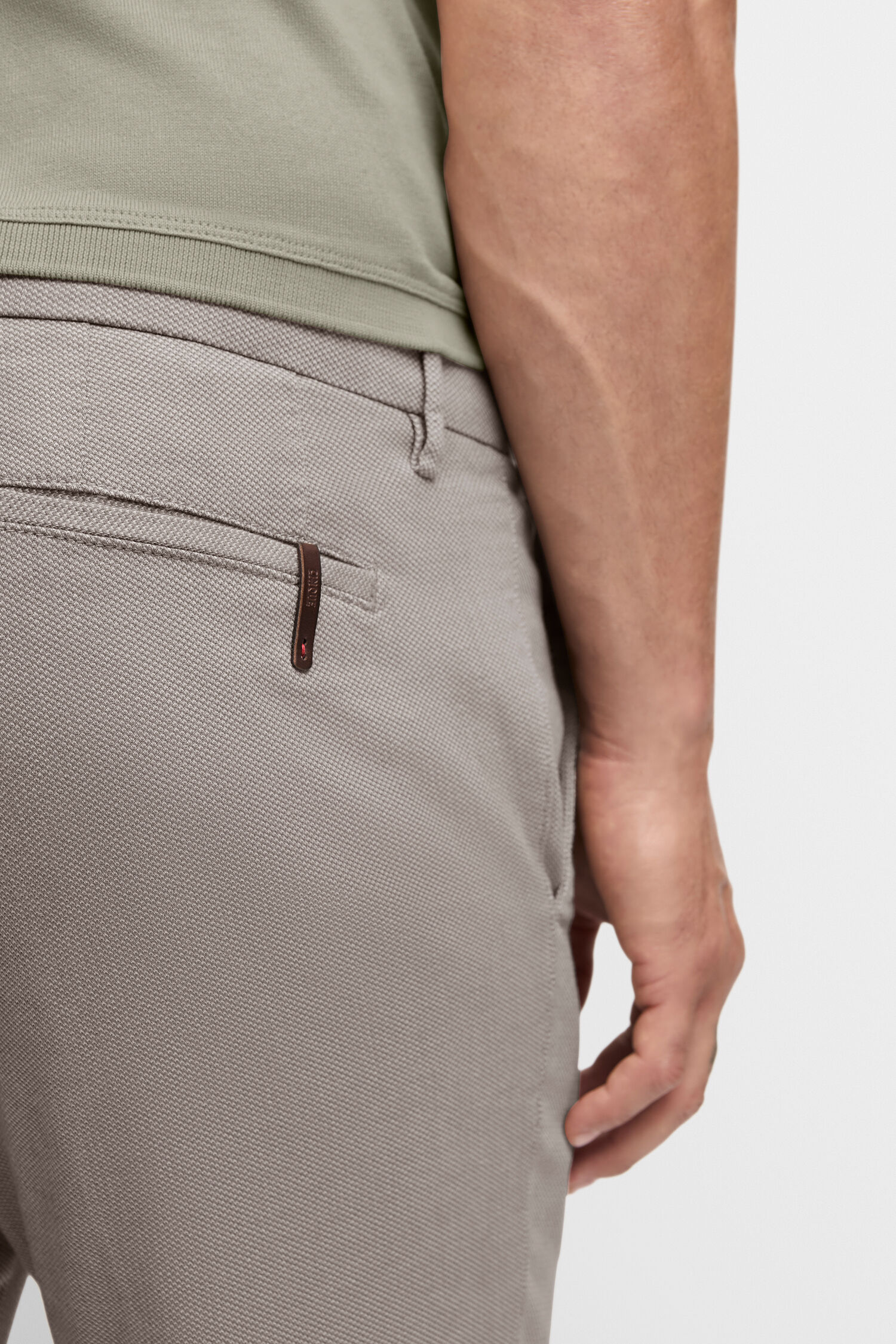 Bekleidung, Hosen, Person, Khaki