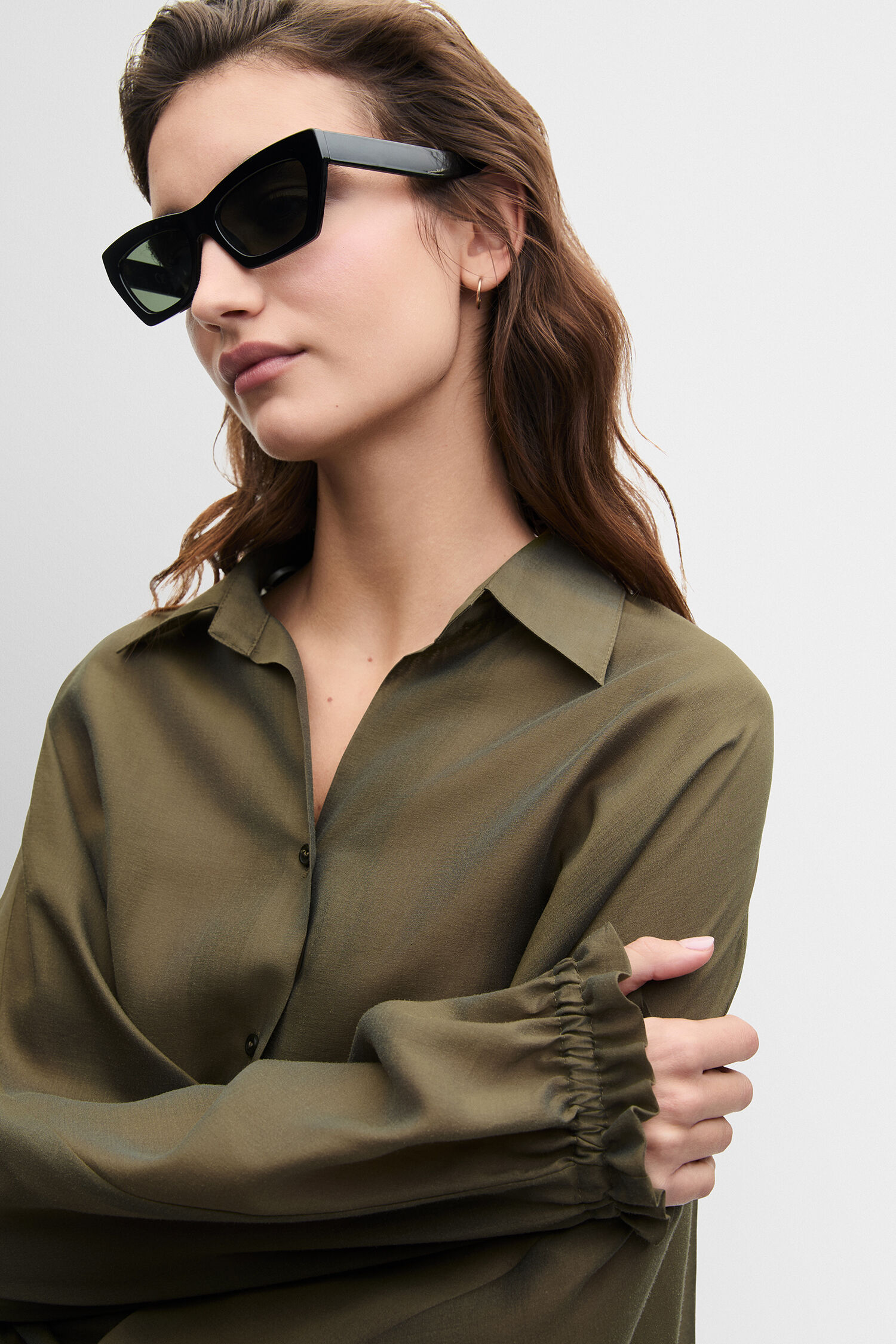 Bluse, Langarmshirt, Olivgrün, Knopfverschluss, Satin-Optik