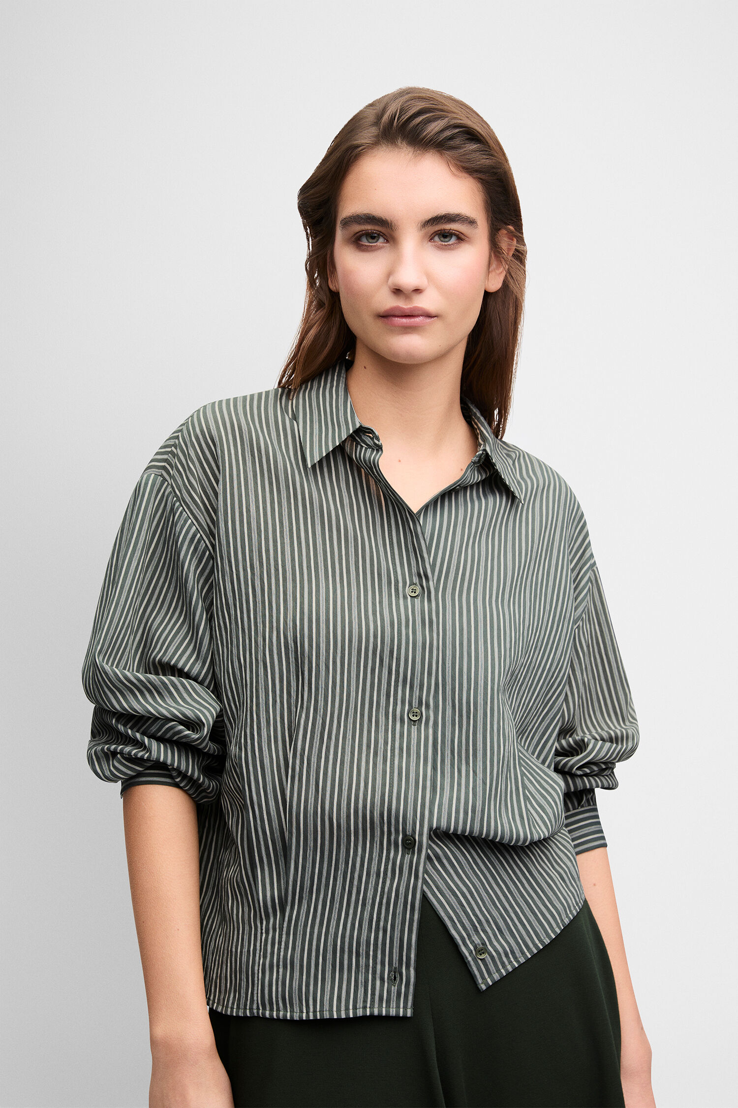 Streifenbluse, Oversized, Langarm, Grünton, Knopfleiste